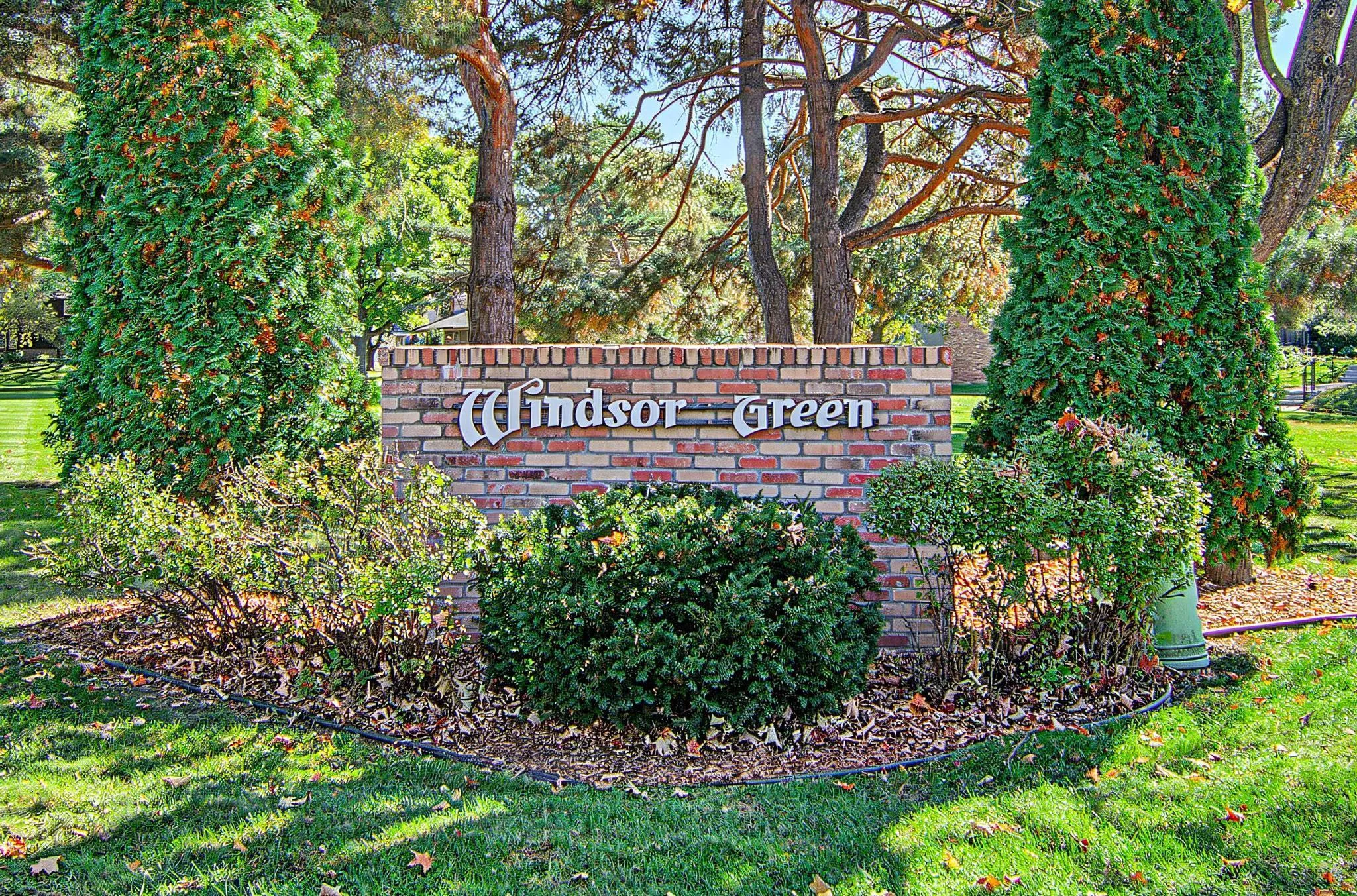 Photo 37 of 214 Windsor Court