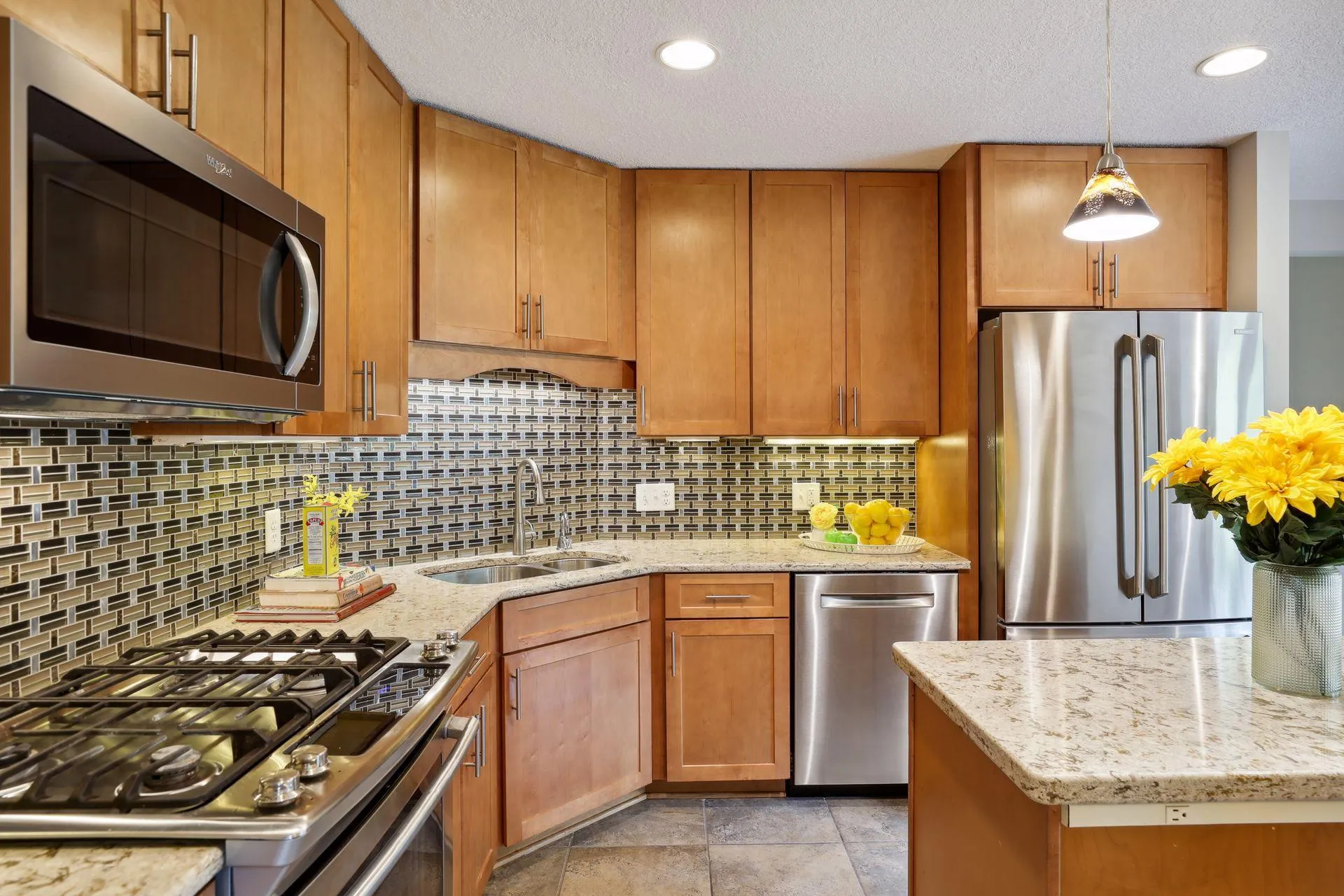 Photo 6 of 3626 Krey Avenue