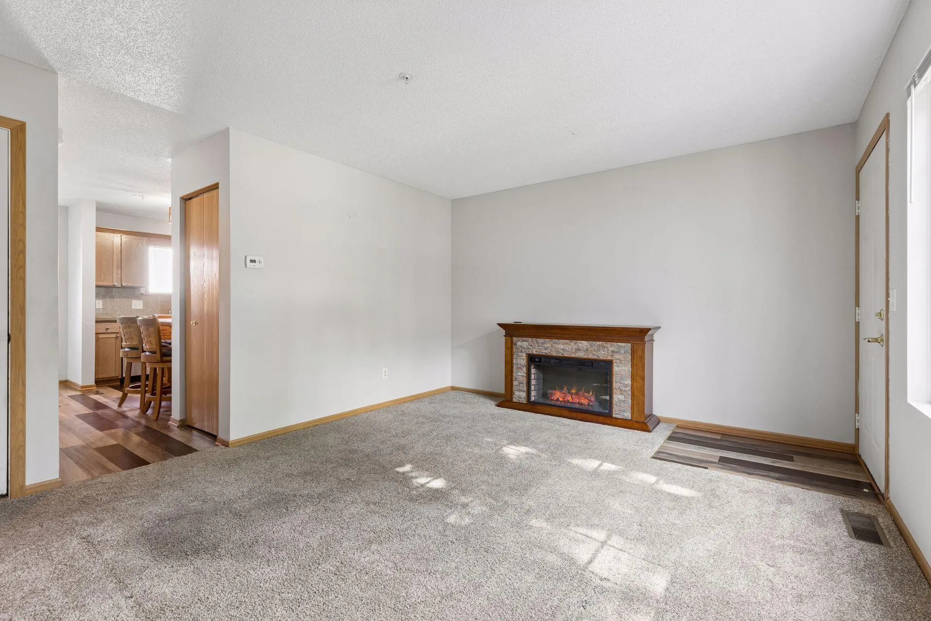 Photo 4 of 13051 Crimson Clover Lane