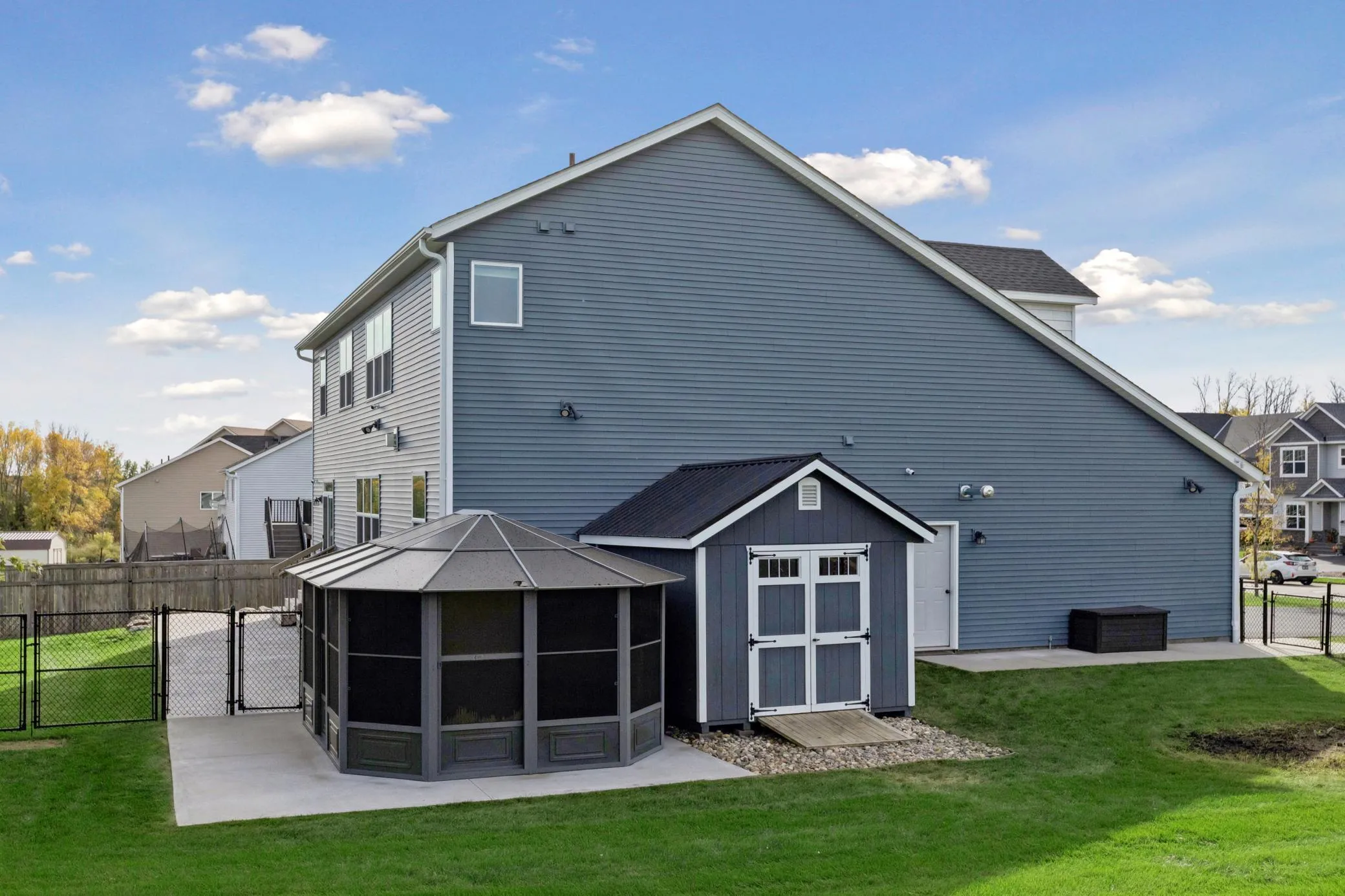 Photo 5 of 16544 62nd Ne Street