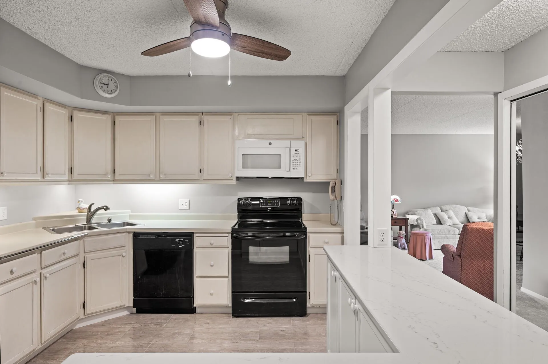 Photo 12 of 2455 Londin E Lane Unit 216