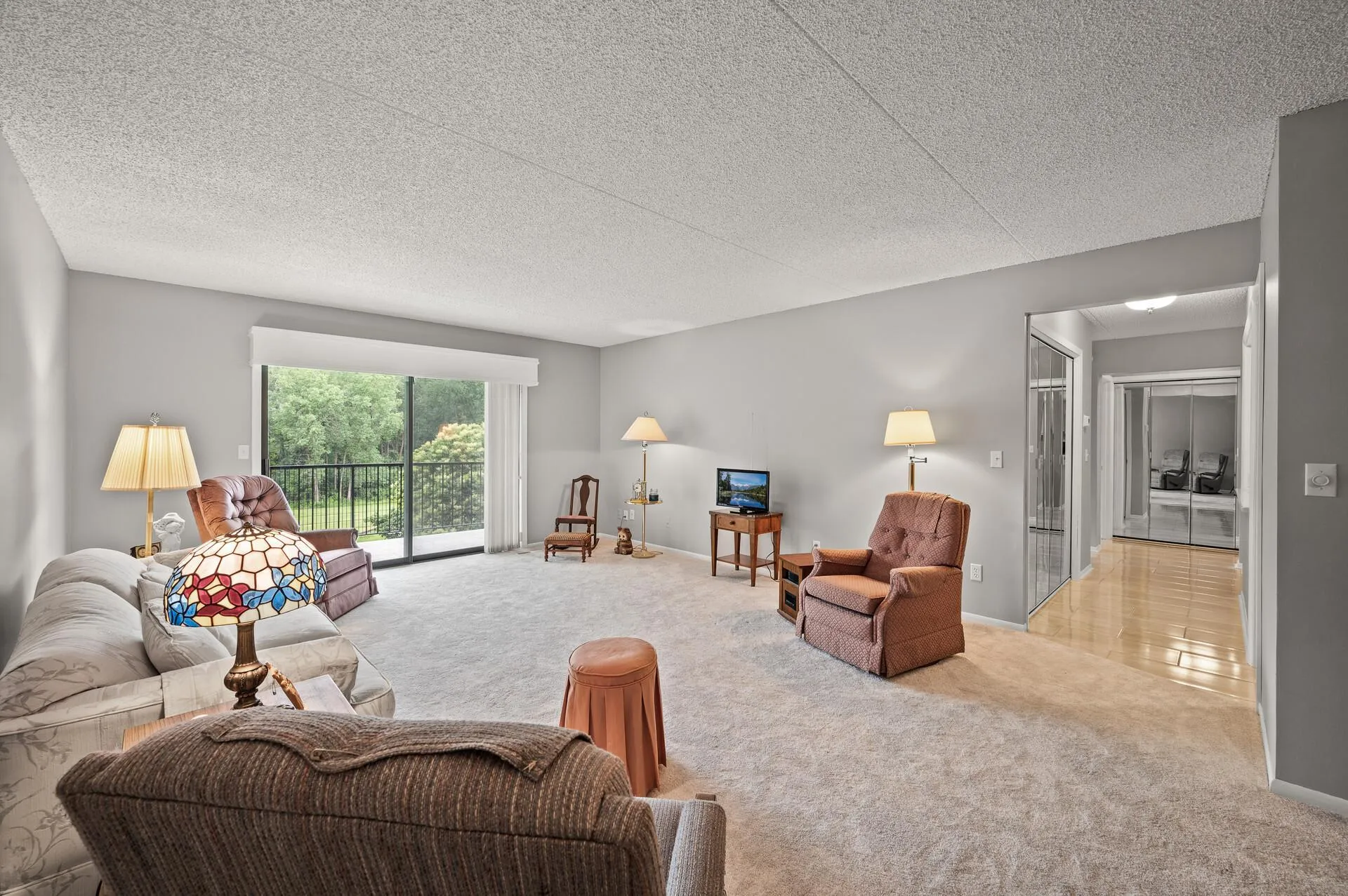 Photo 6 of 2455 Londin E Lane Unit 216