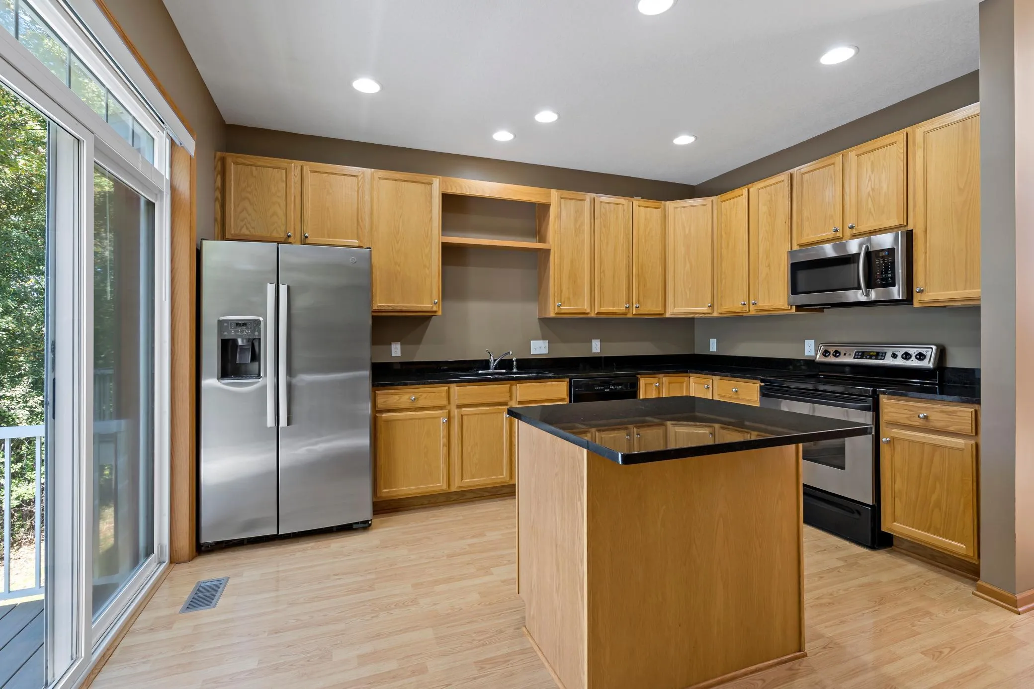 Photo 9 of 18043 Kindred Court