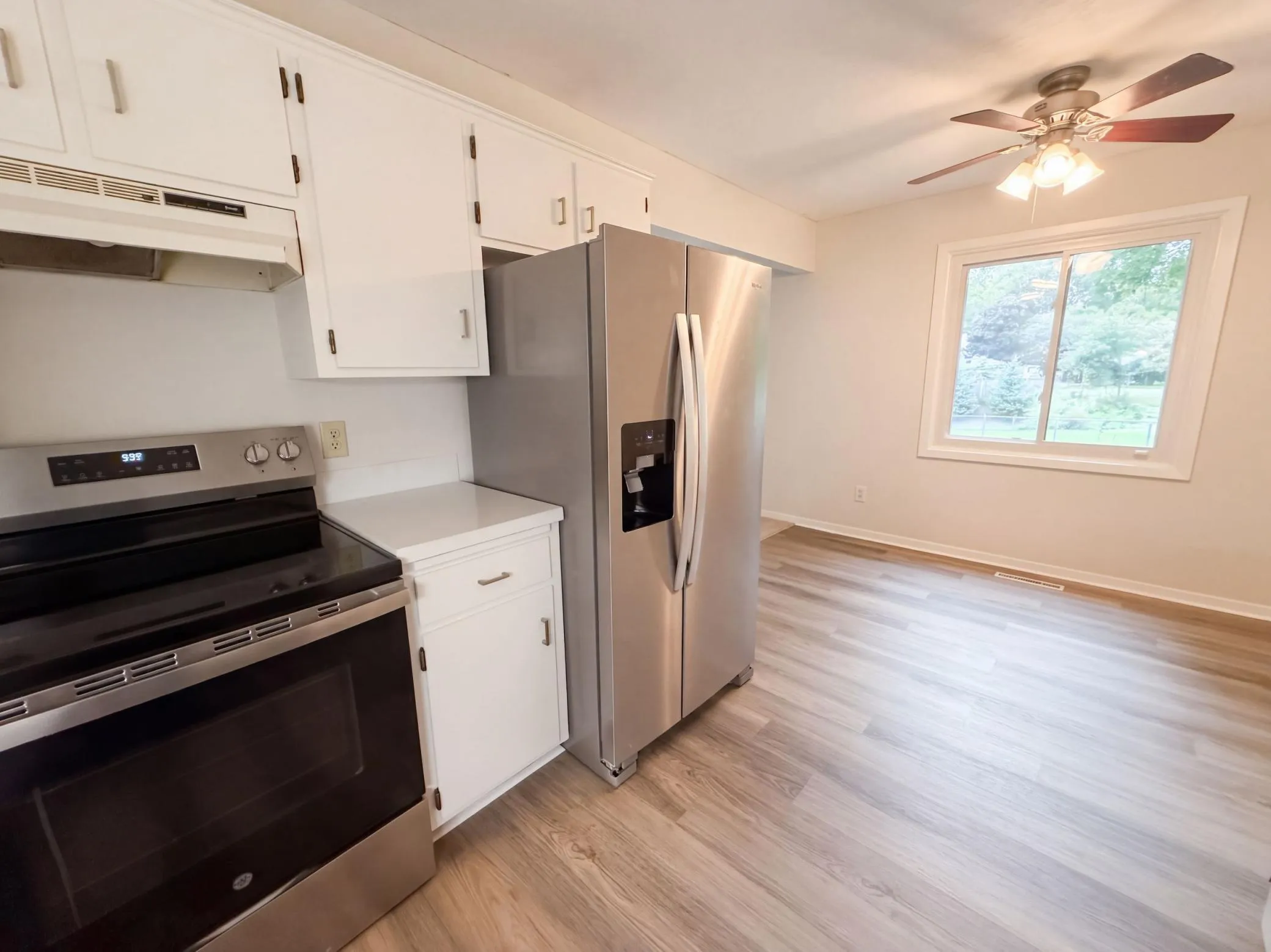 Photo 7 of 15391 Trillium Circle
