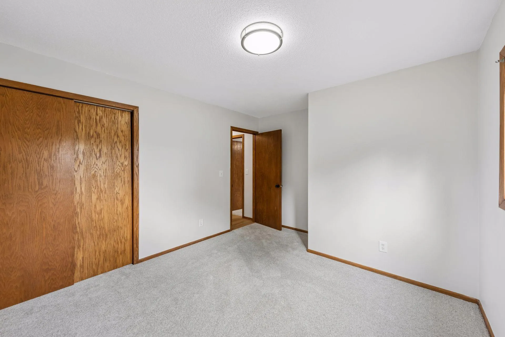 Photo 12 of 3548 Edgerton Street