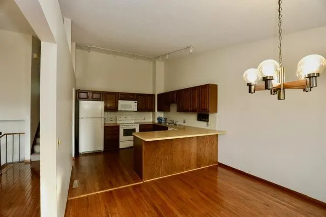 Photo 3 of 18300 Creeks Bend Drive