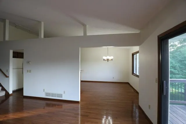 Photo 5 of 18300 Creeks Bend Drive