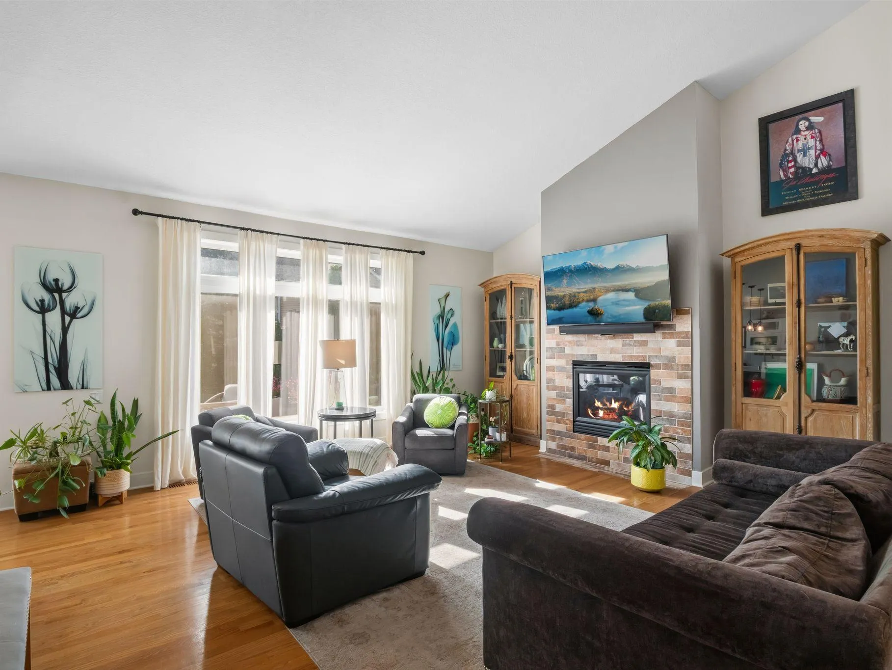 Photo 4 of 15903 Kendale Drive