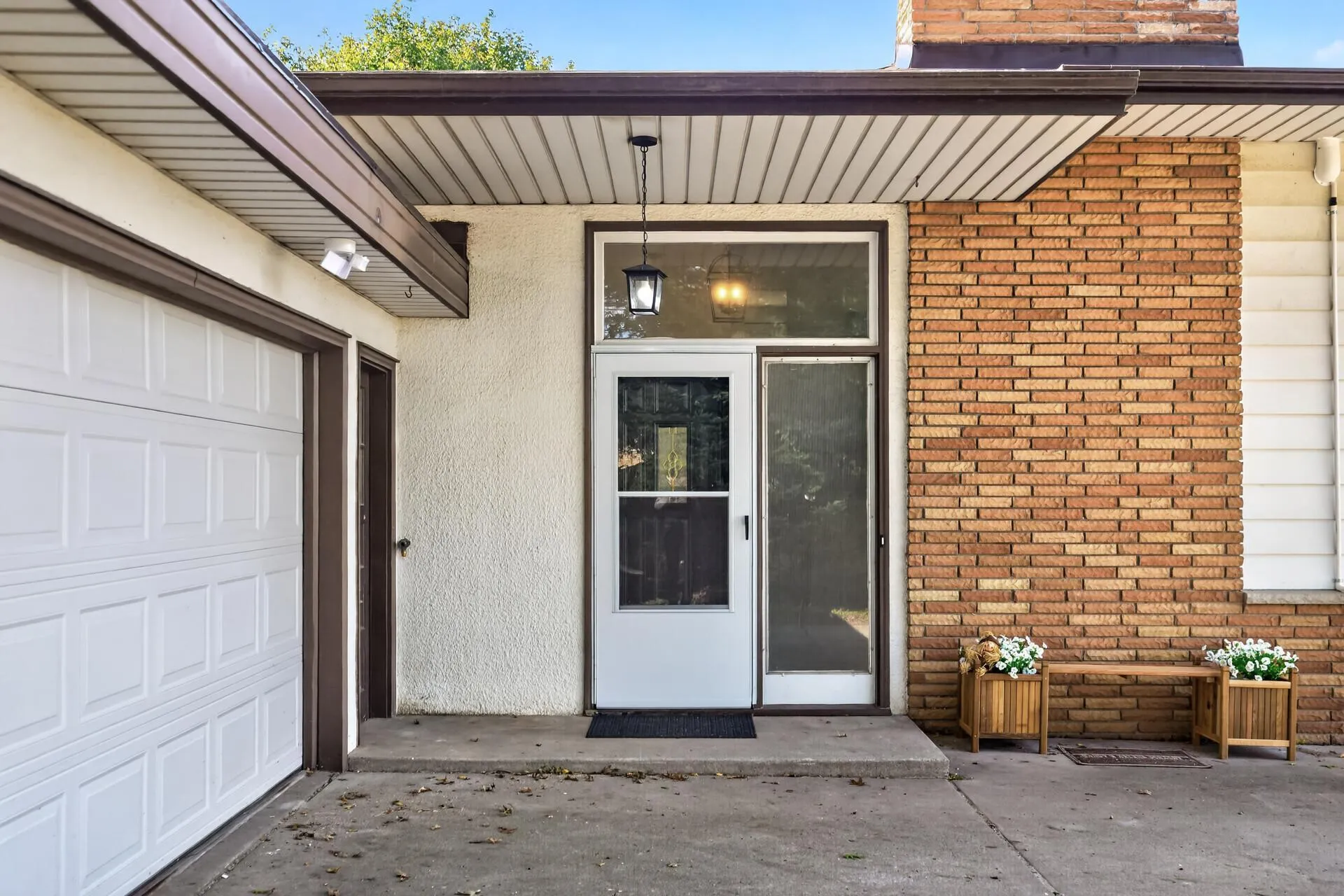 Photo 3 of 148 E Warburton Street