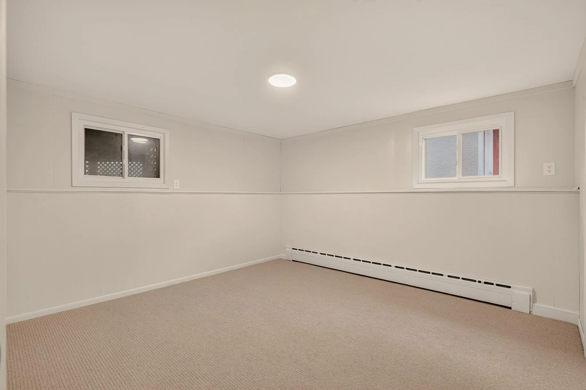 Photo 31 of 148 E Warburton Street
