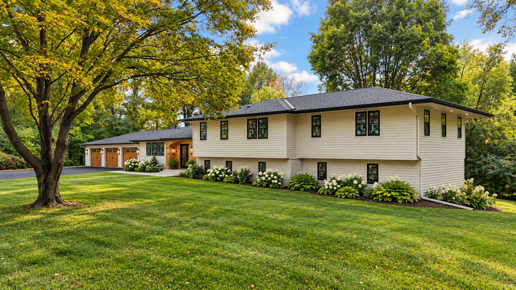 Photo 13 of 45 Smith Avenue