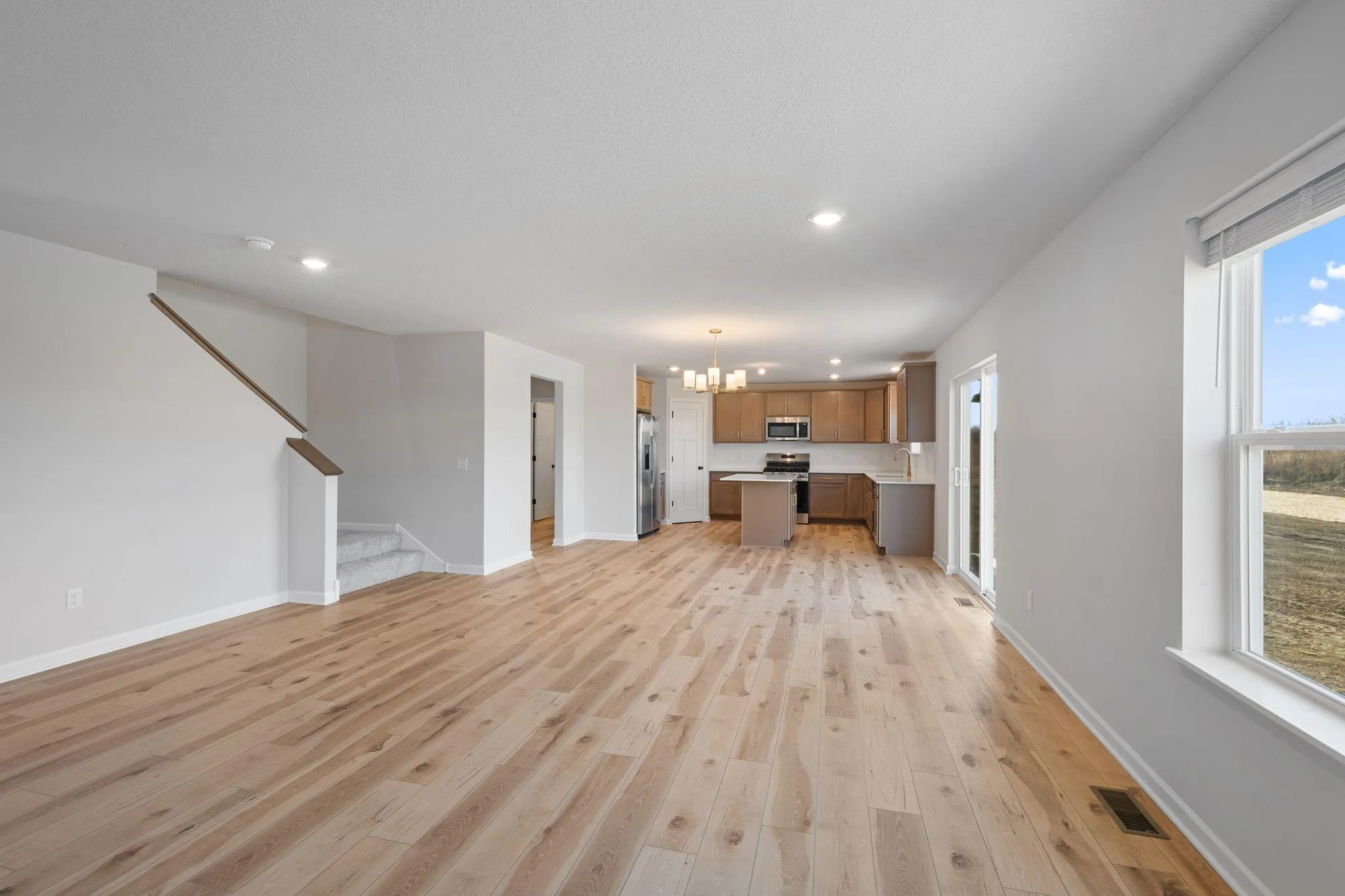 Photo 6 of 11631 16th Ne Circle