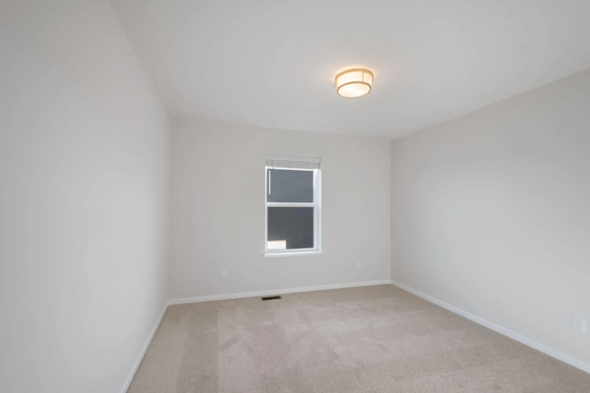 Photo 21 of 11631 16th Ne Circle
