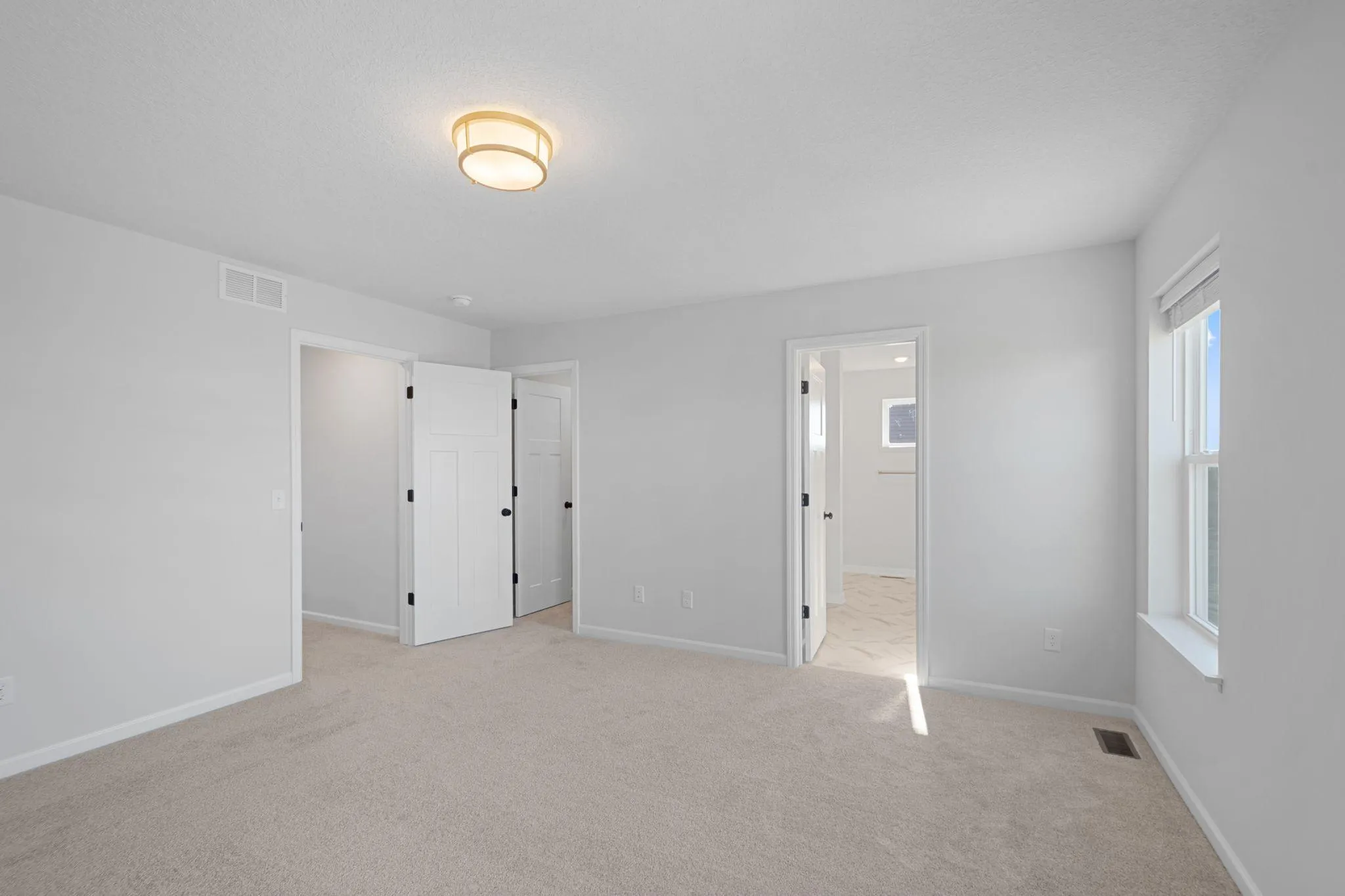 Photo 18 of 11631 16th Ne Circle