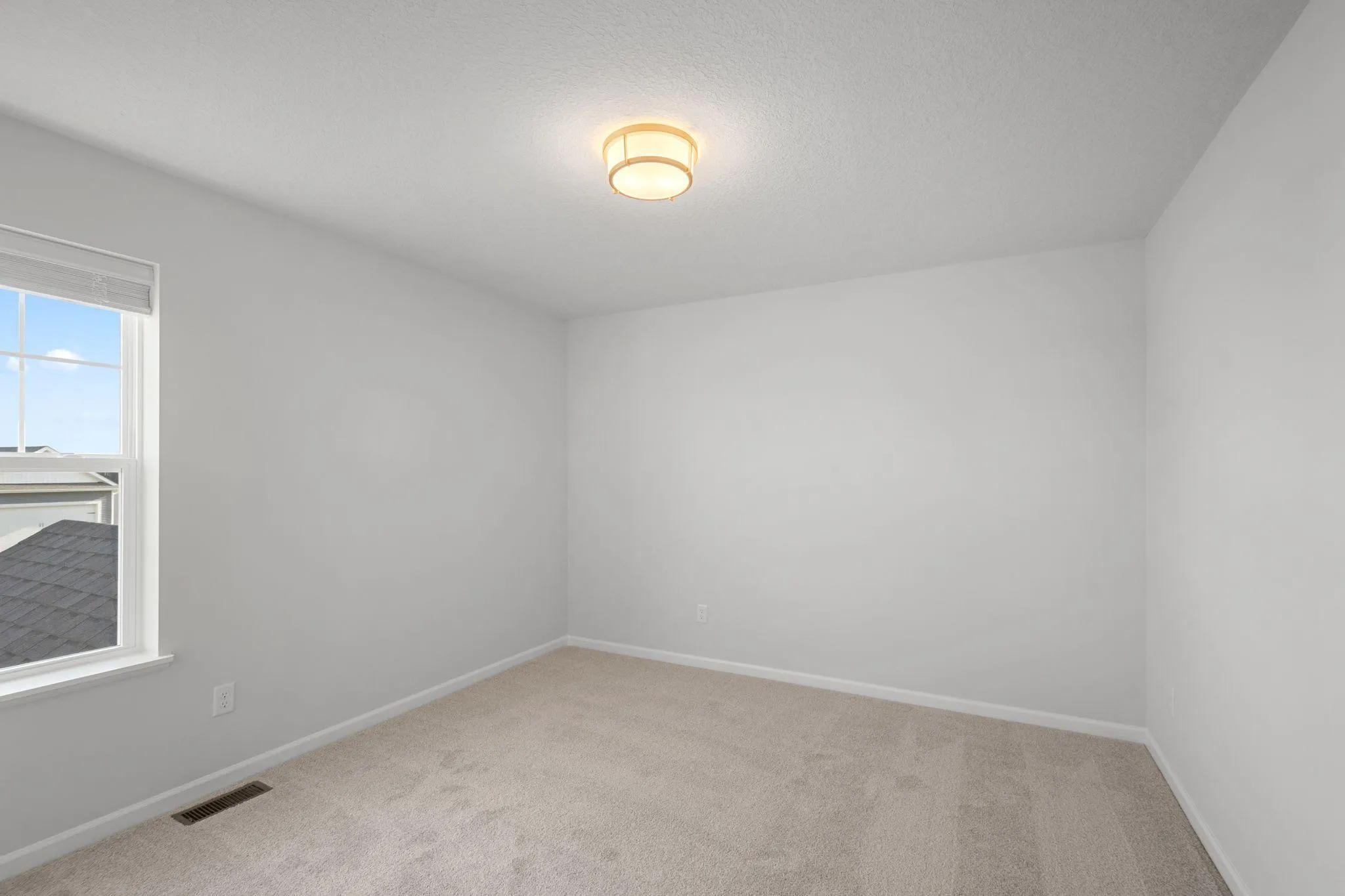 Photo 23 of 11631 16th Ne Circle