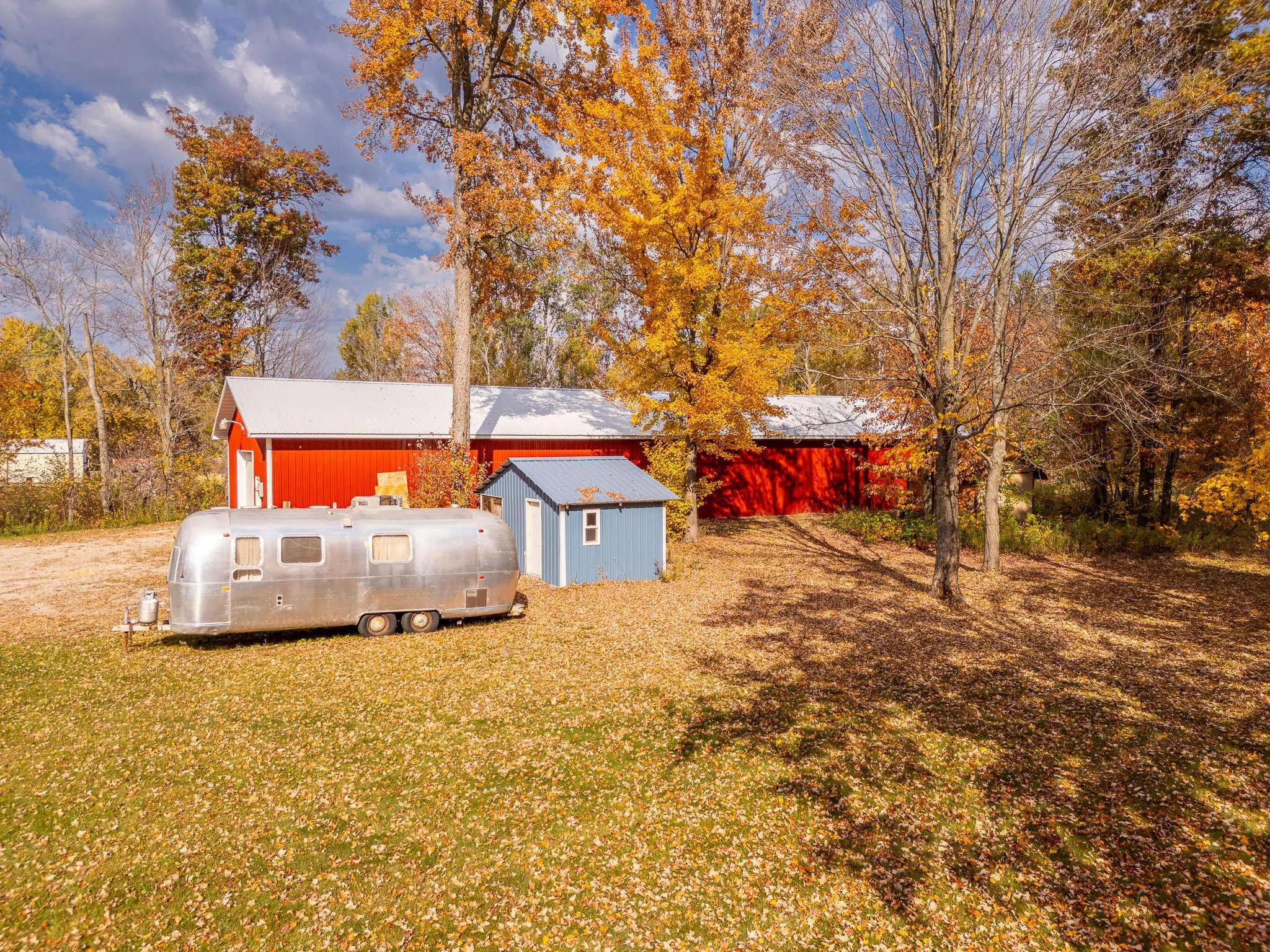 Photo 8 of 16851 Potomac Ne Street