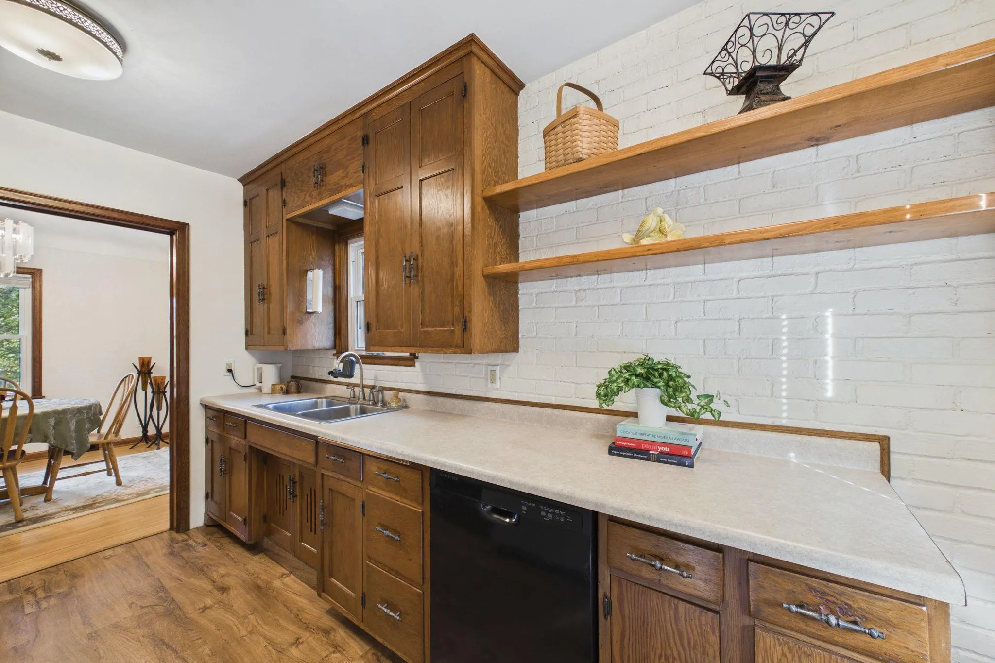 Photo 11 of 1412 Edgerton Street