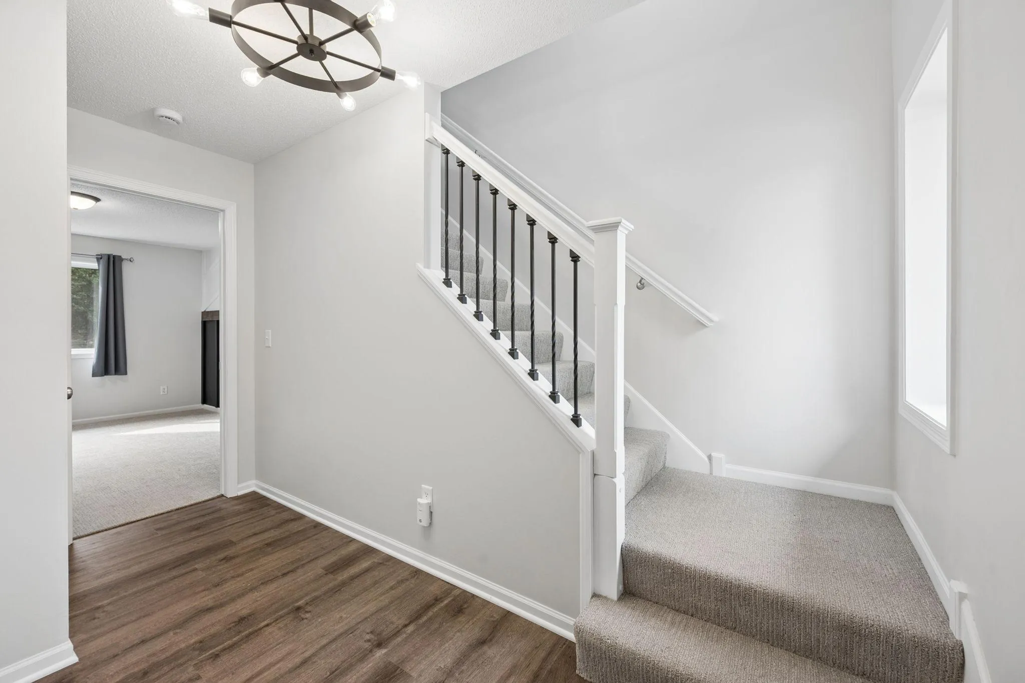 Photo 10 of 6984 91st Ne Street