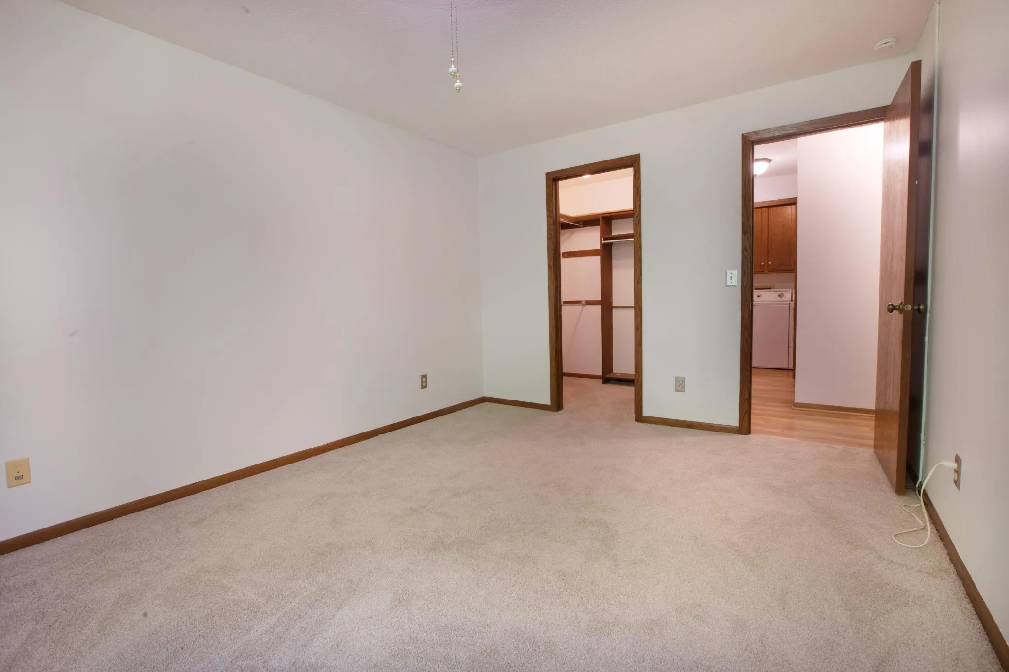 Photo 10 of 999 41st Ne Avenue Unit 212