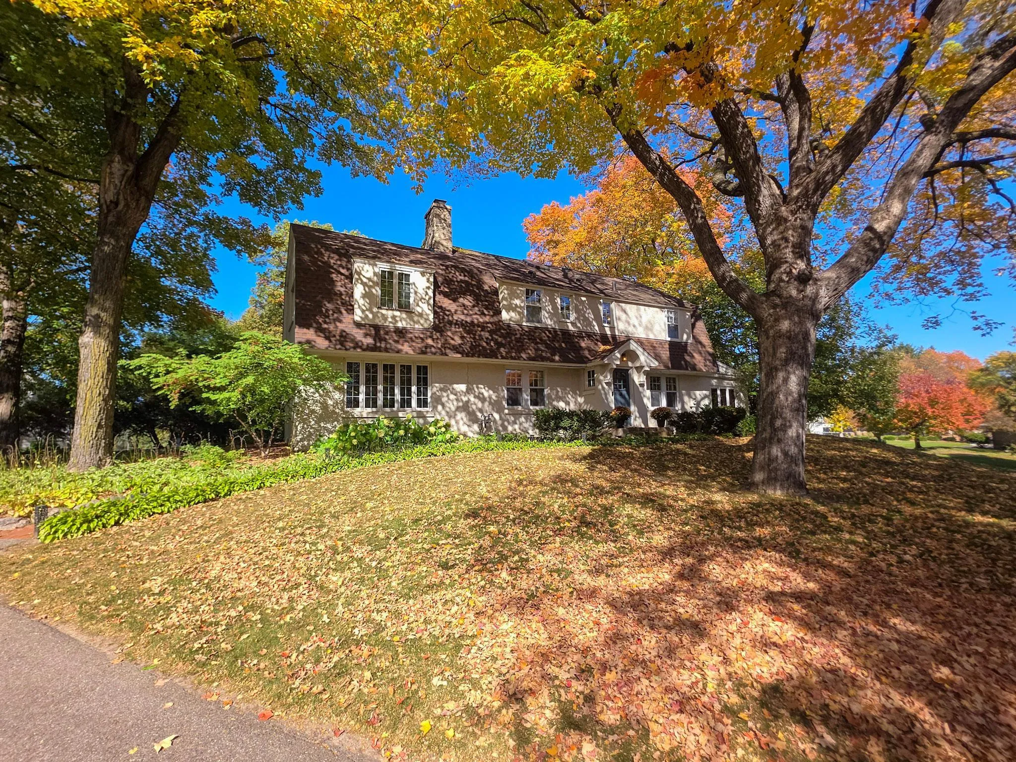 Photo 2 of 435 Far Hill Road