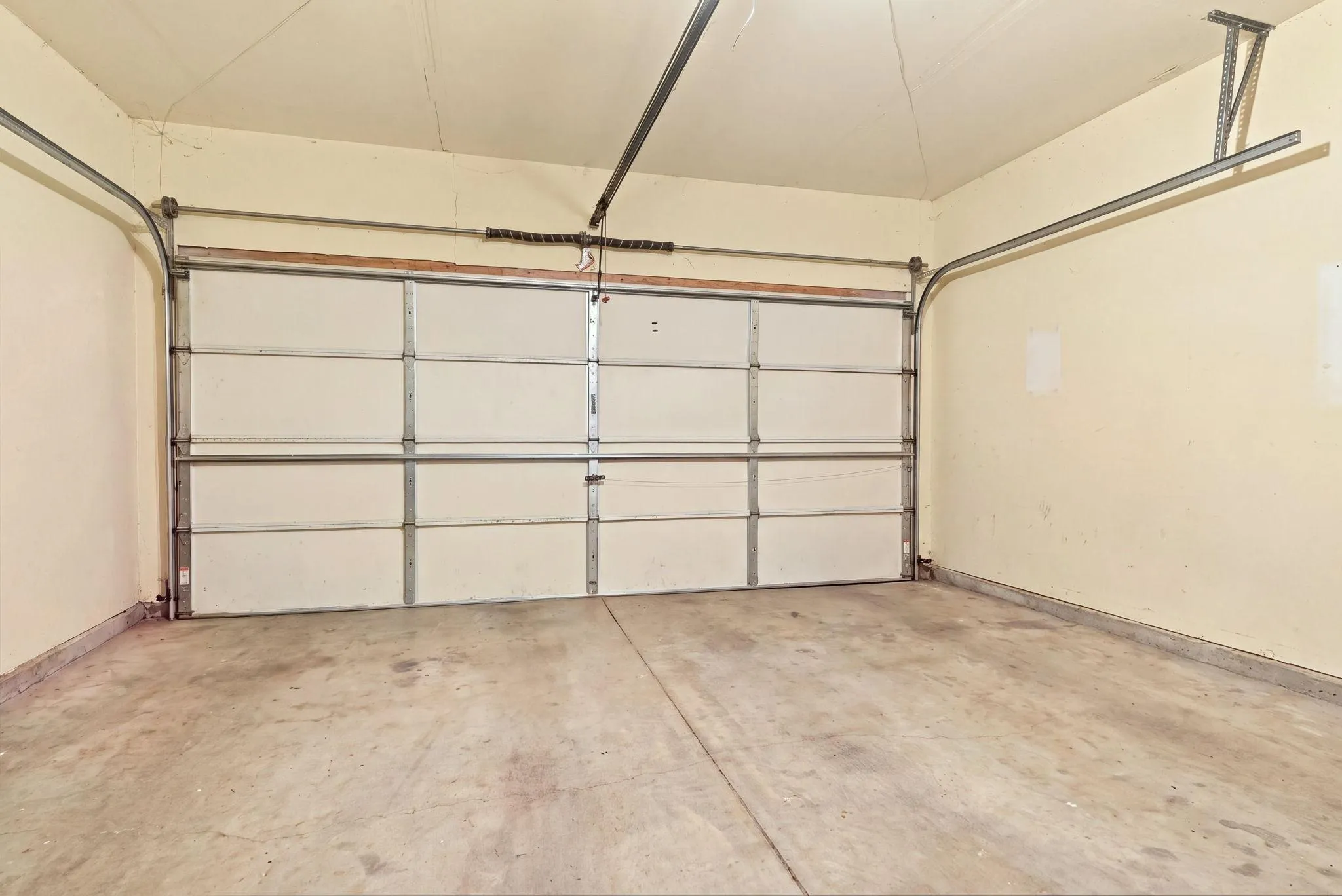 Photo 33 of 4100 Jarmann Lane