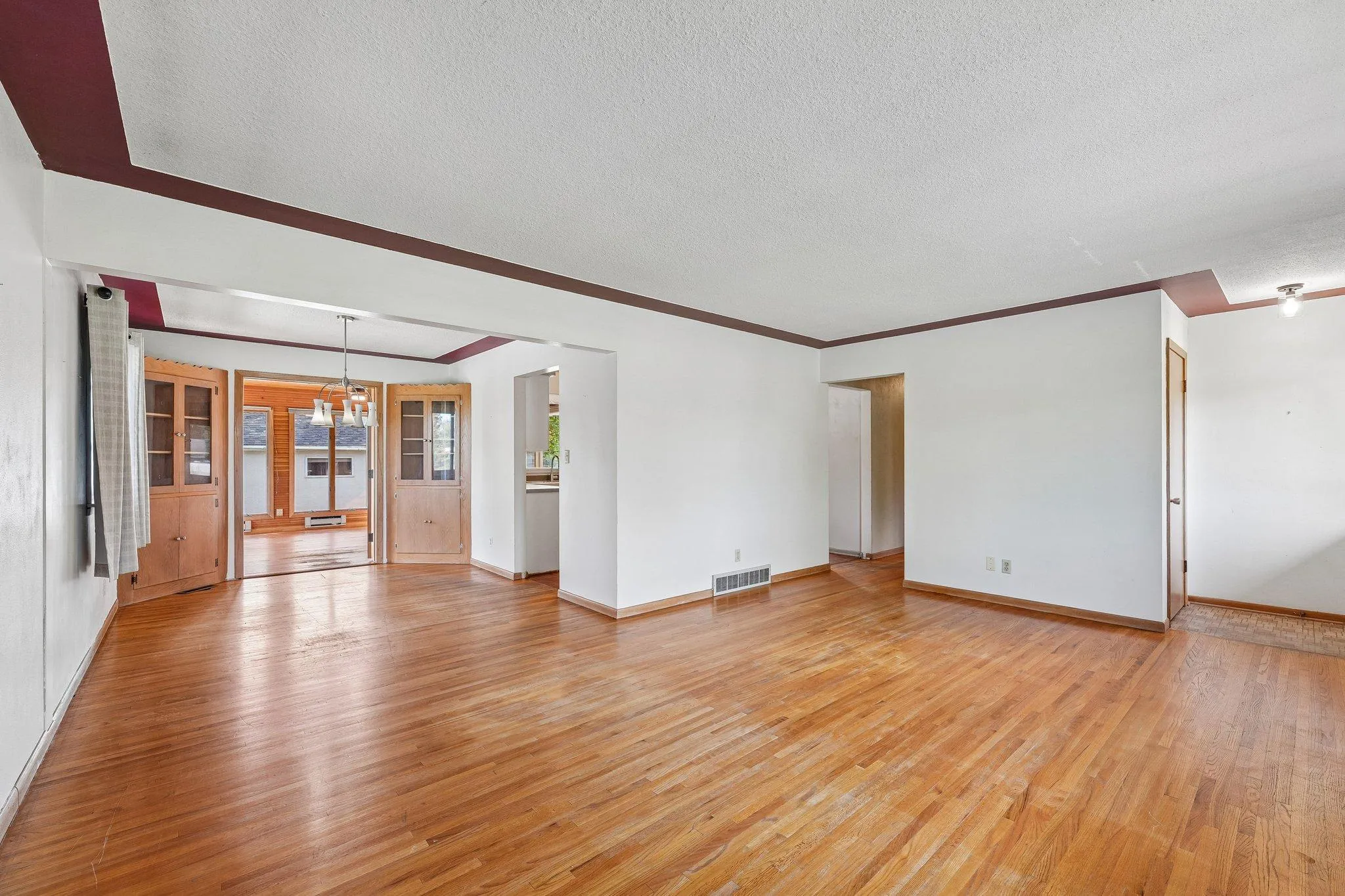 Photo 6 of 585 9th N Street