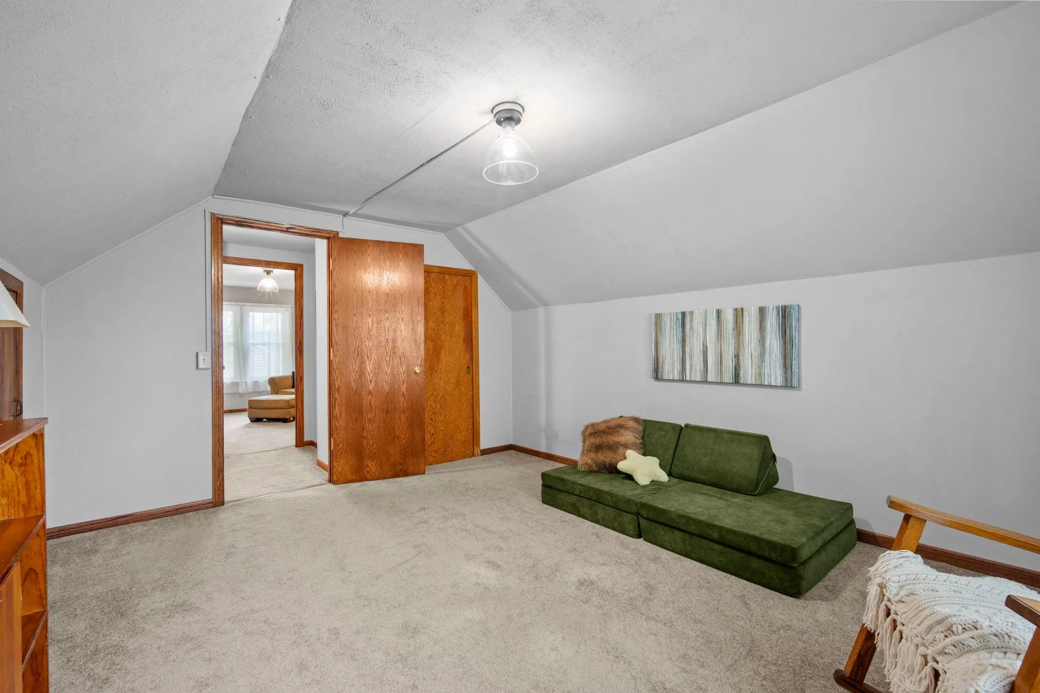 Photo 17 of 532 W Broadway Avenue