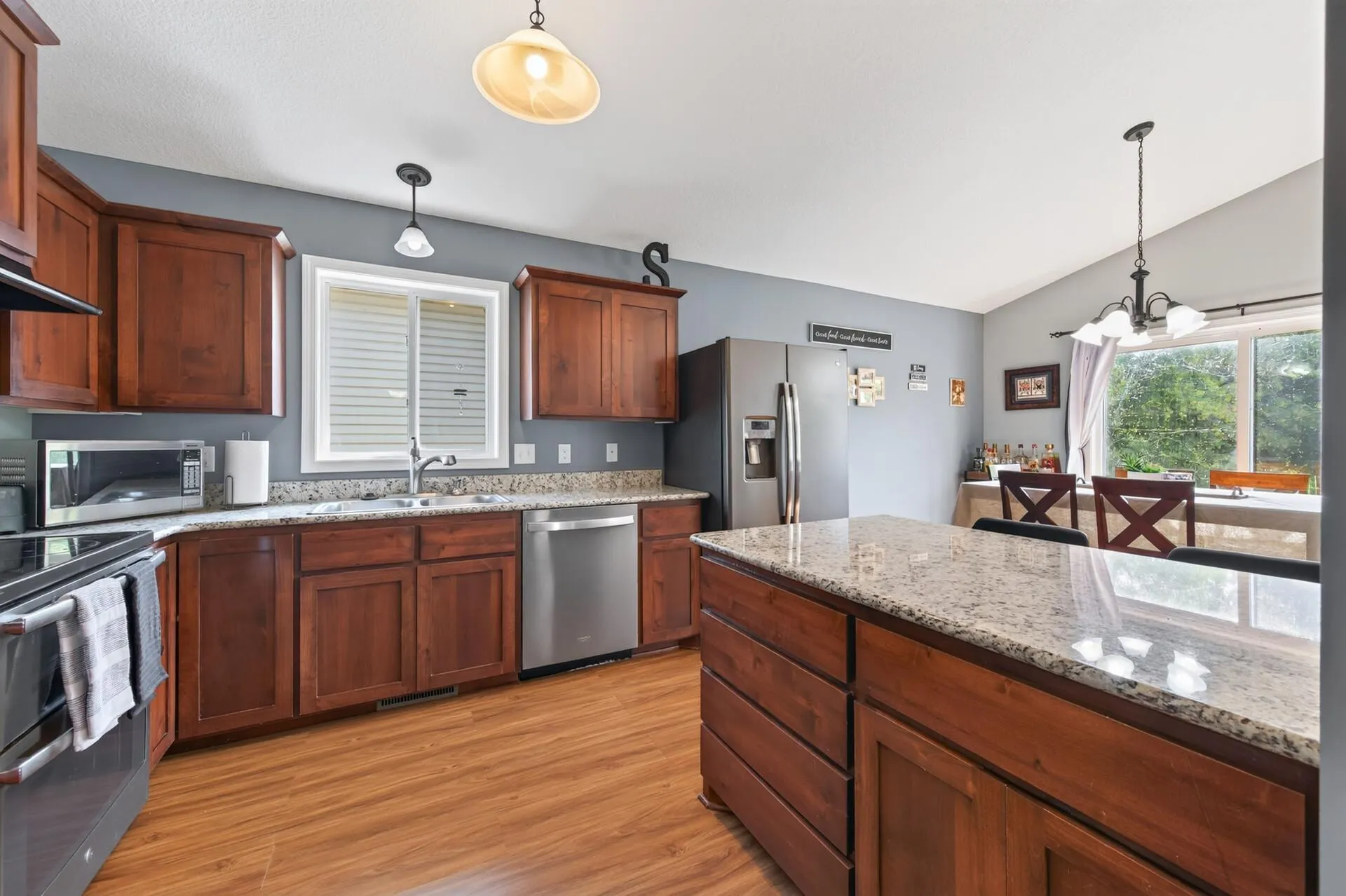 Photo 4 of 9379 Goodrich Drive