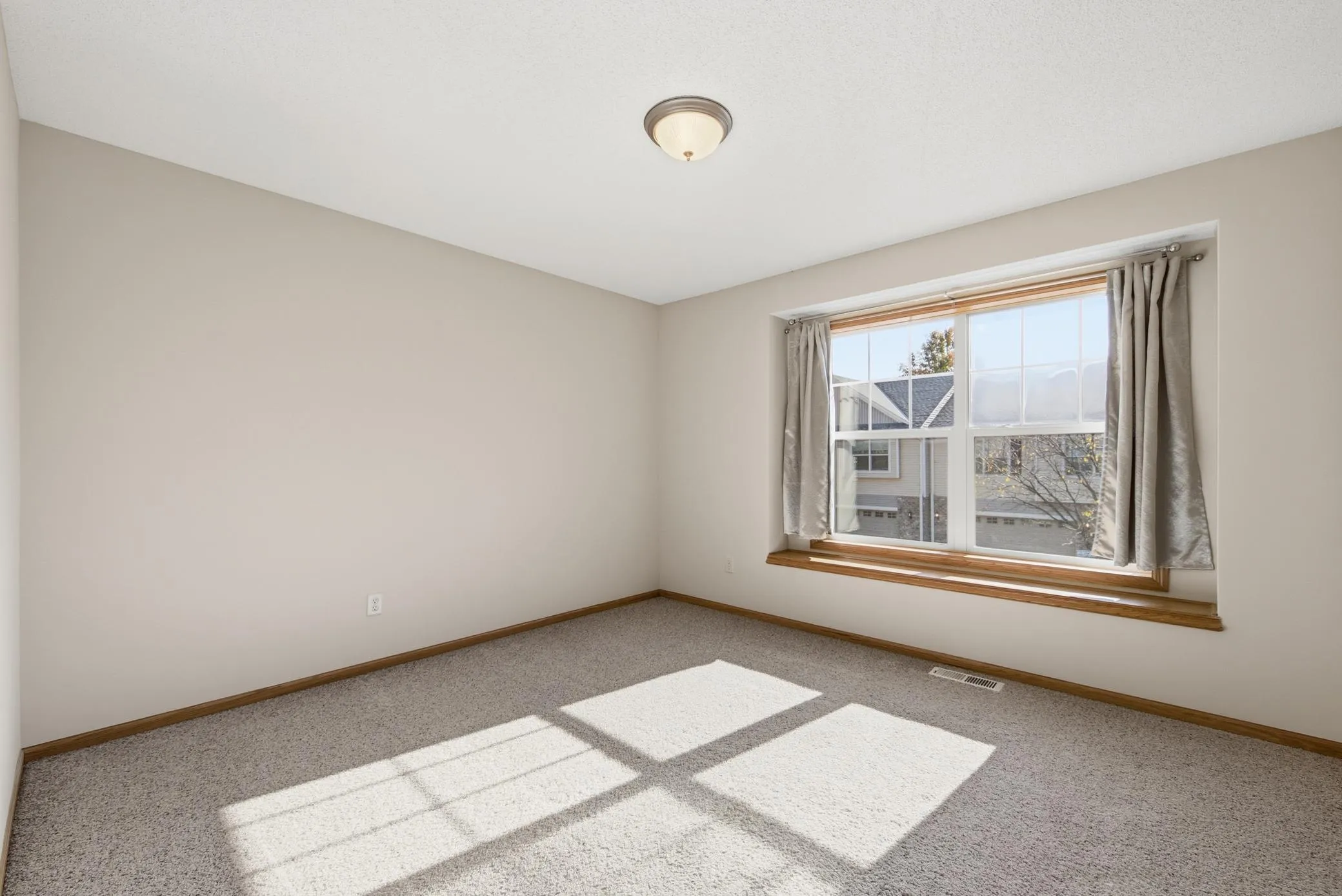 Photo 18 of 11640 Prospect Curve