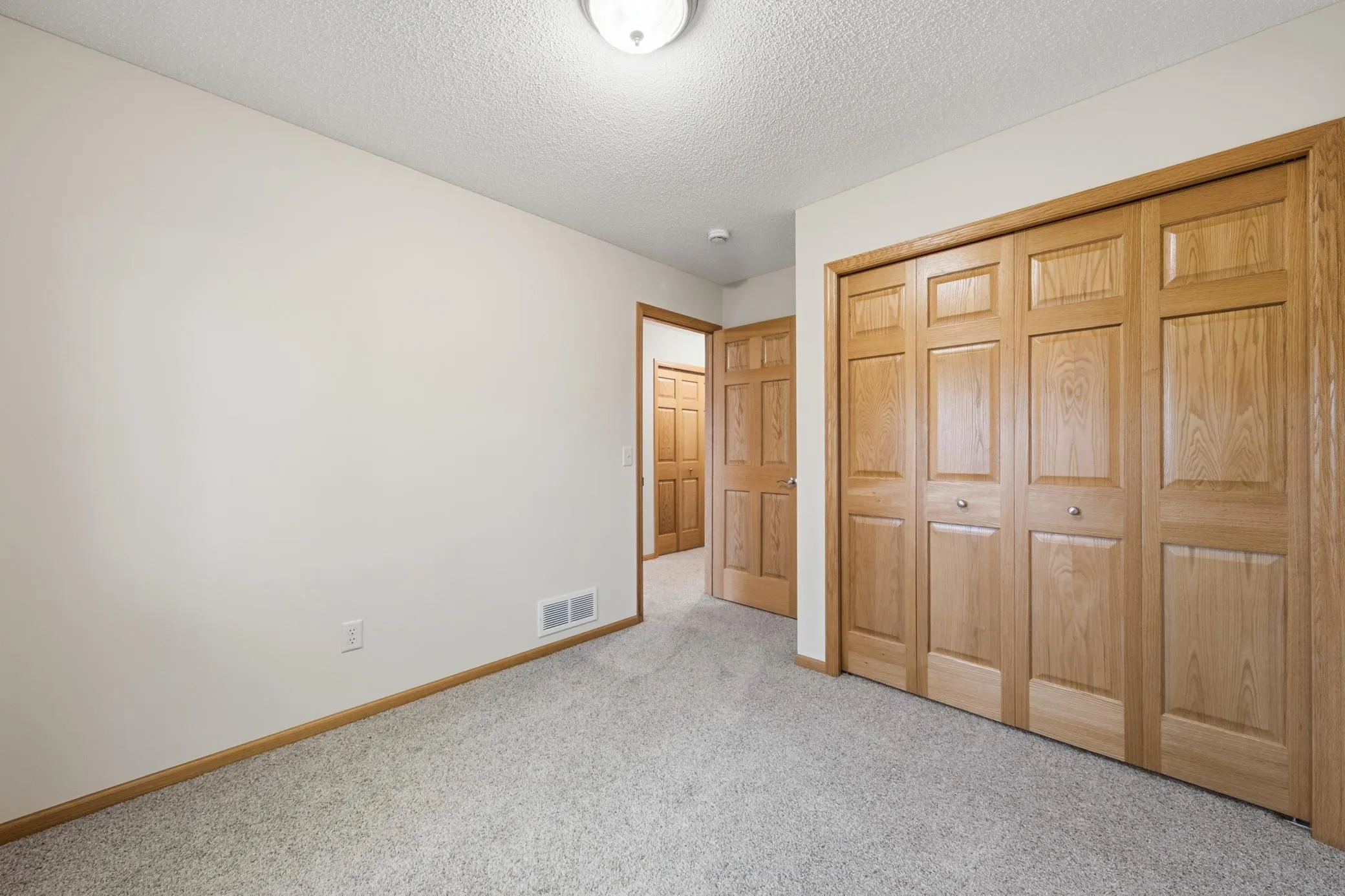 Photo 21 of 11640 Prospect Curve