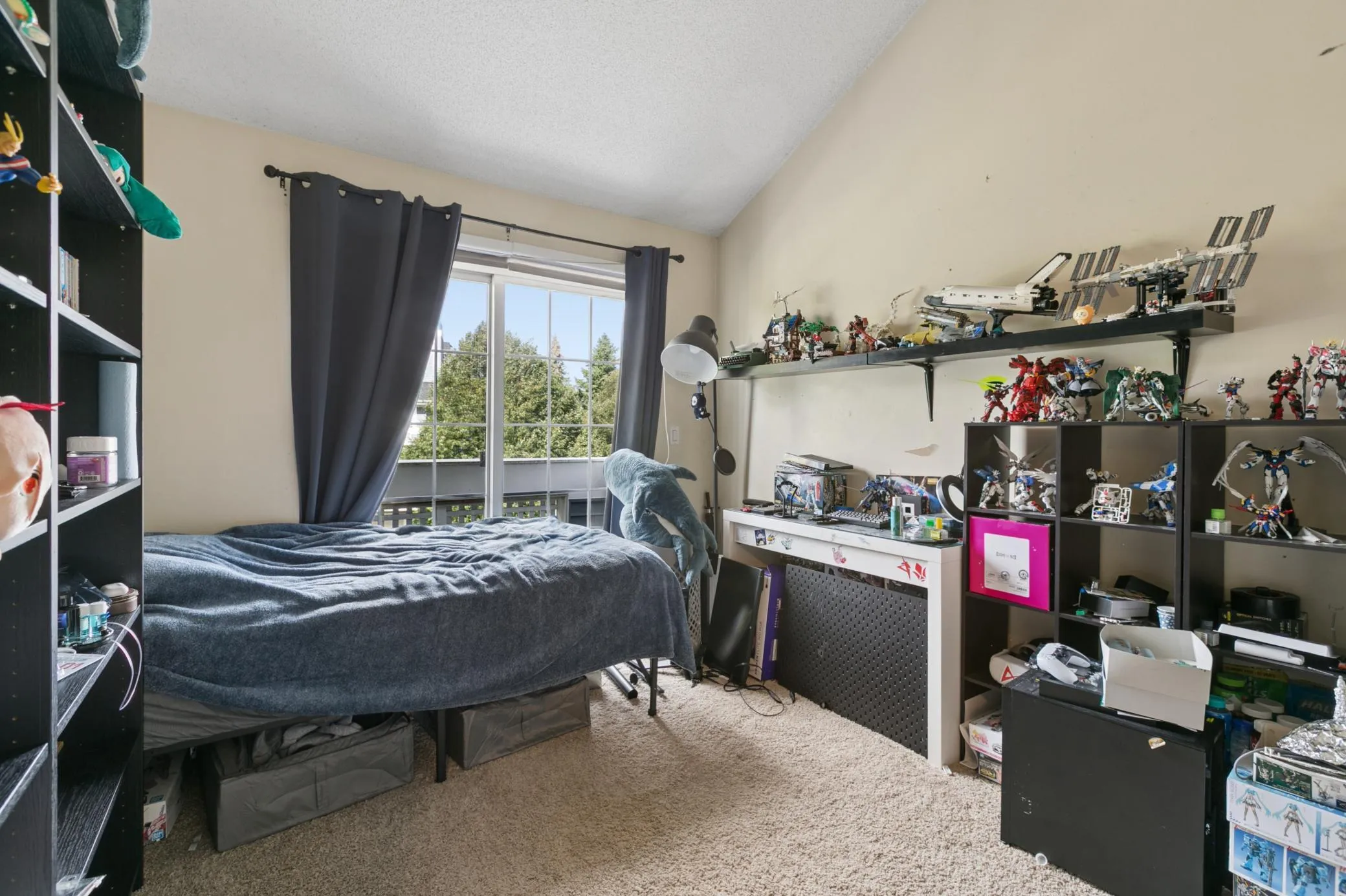 Photo 13 of 15665 24th N Avenue Unit A