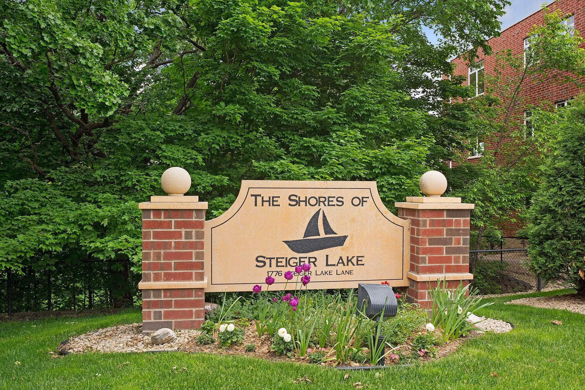 Photo 39 of 1776 Stieger Lake Lane Unit 409