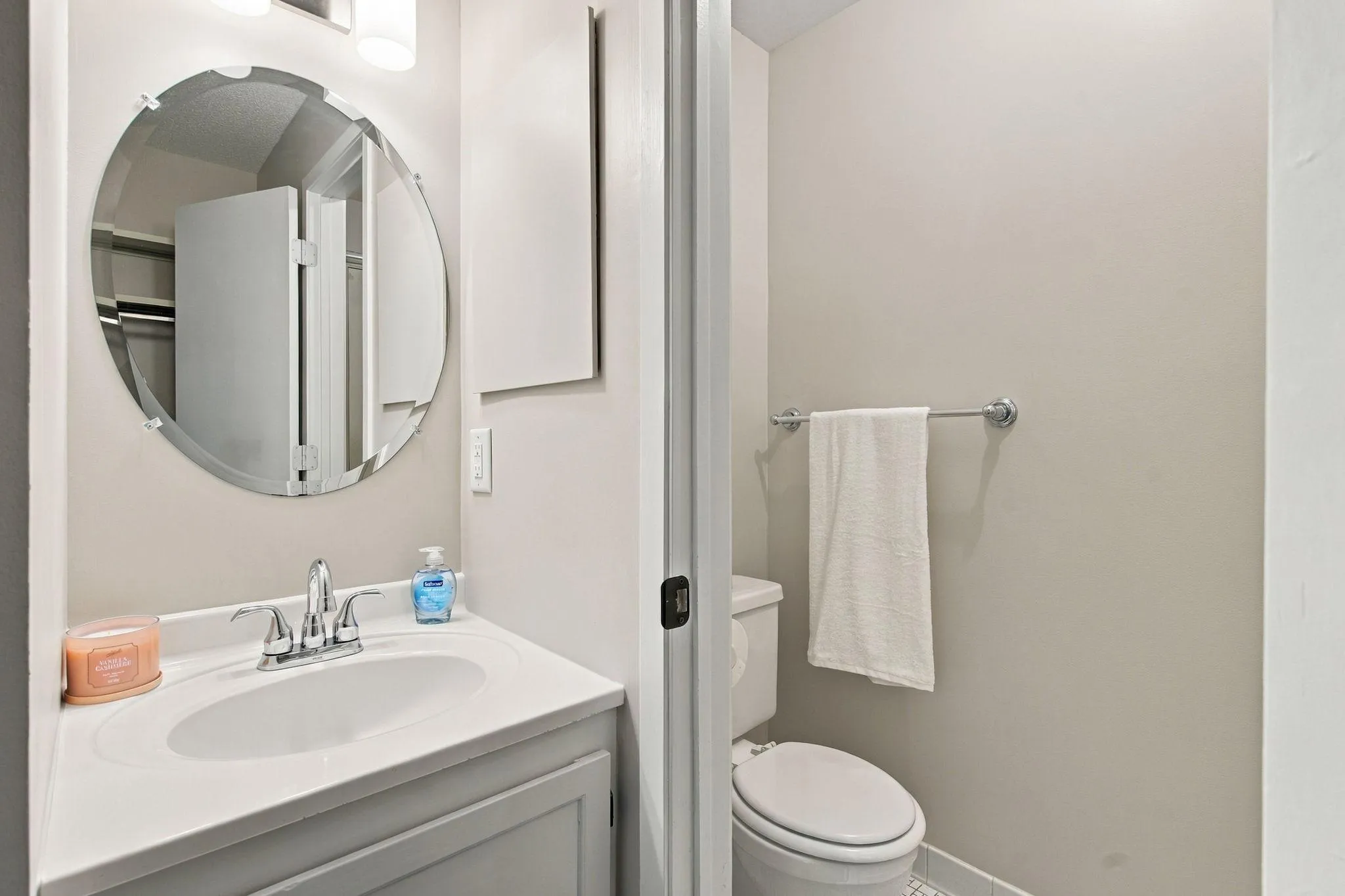 Photo 16 of 132 Demont E Avenue Unit 238