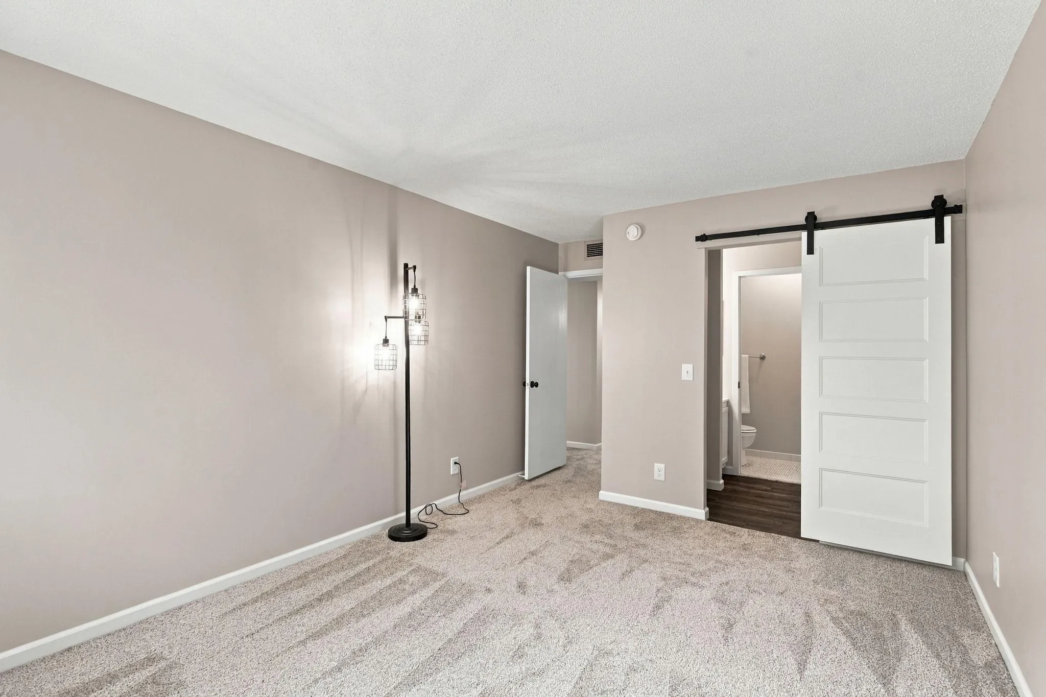 Photo 15 of 132 Demont E Avenue Unit 238