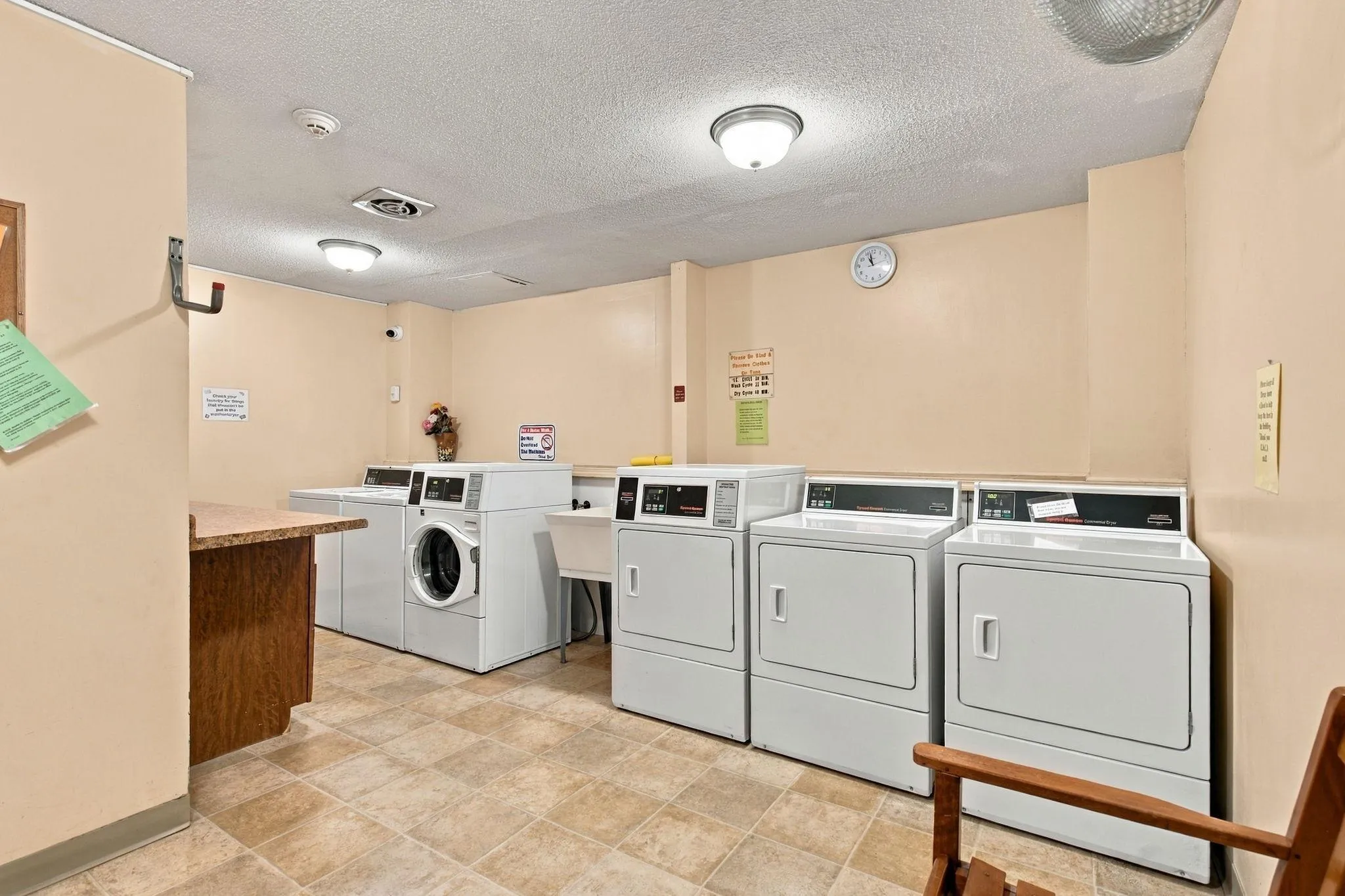 Photo 18 of 132 Demont E Avenue Unit 238