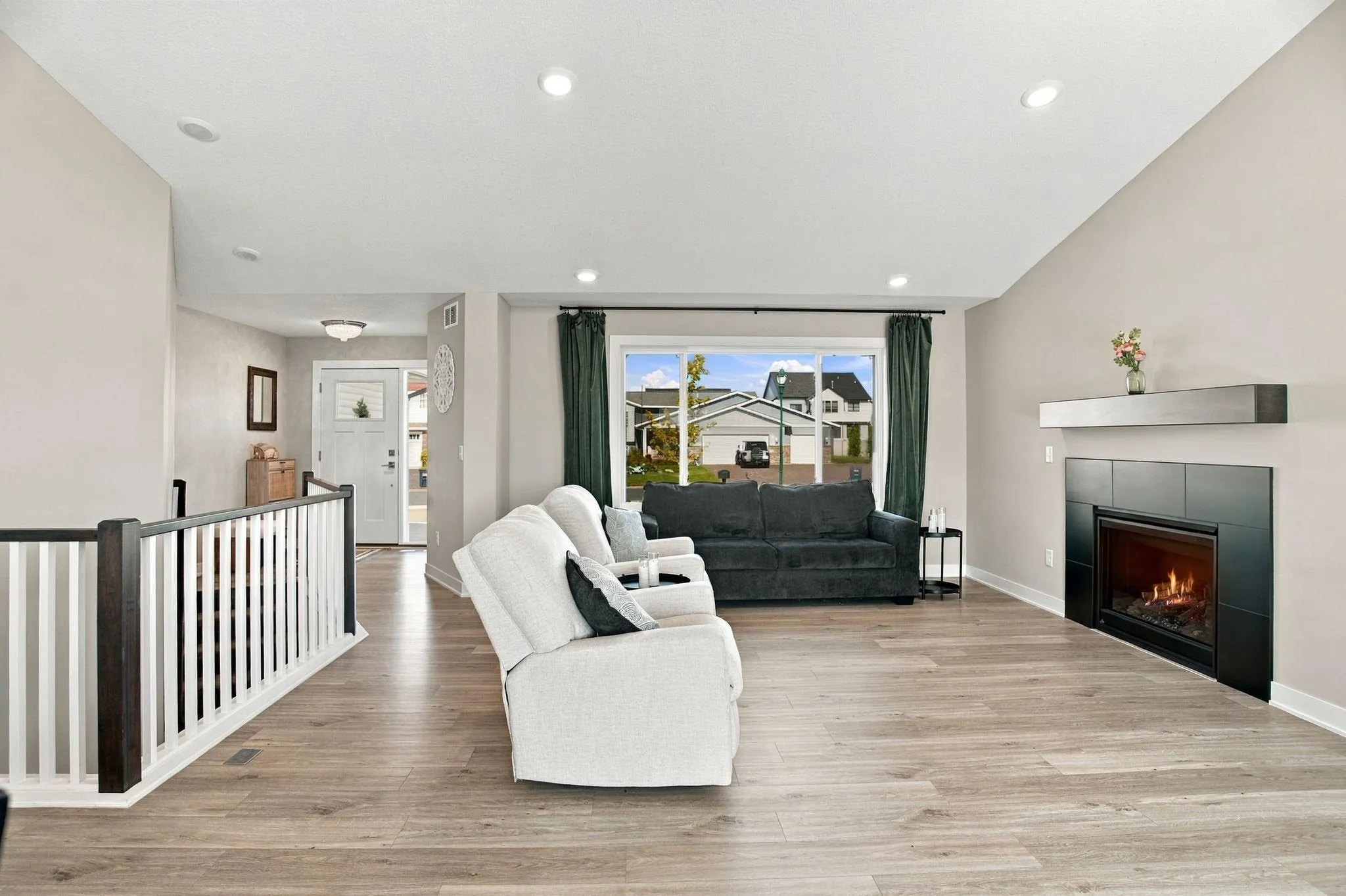 Photo 4 of 11411 Latham Lane