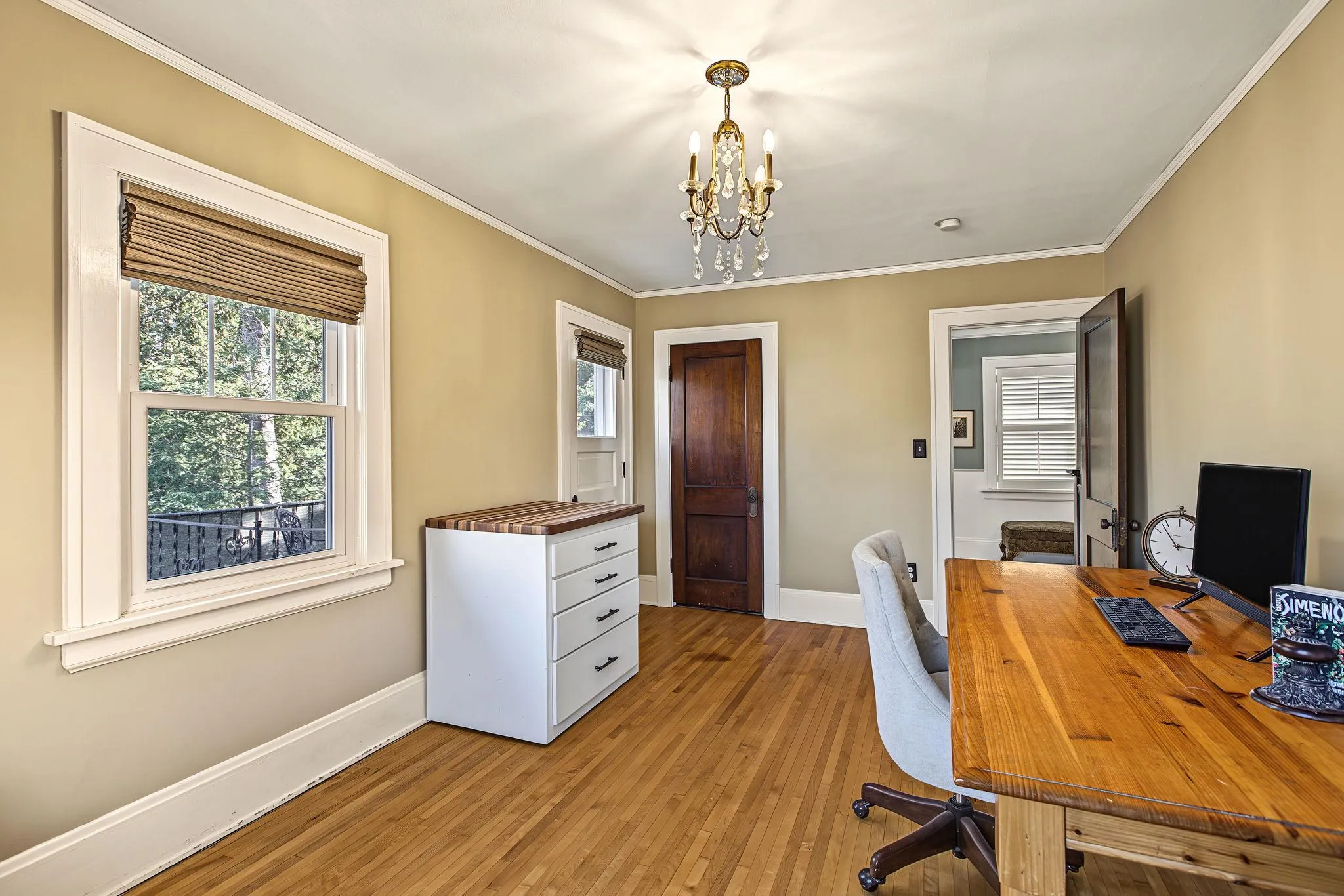 Photo 40 of 680 Chippewa Avenue