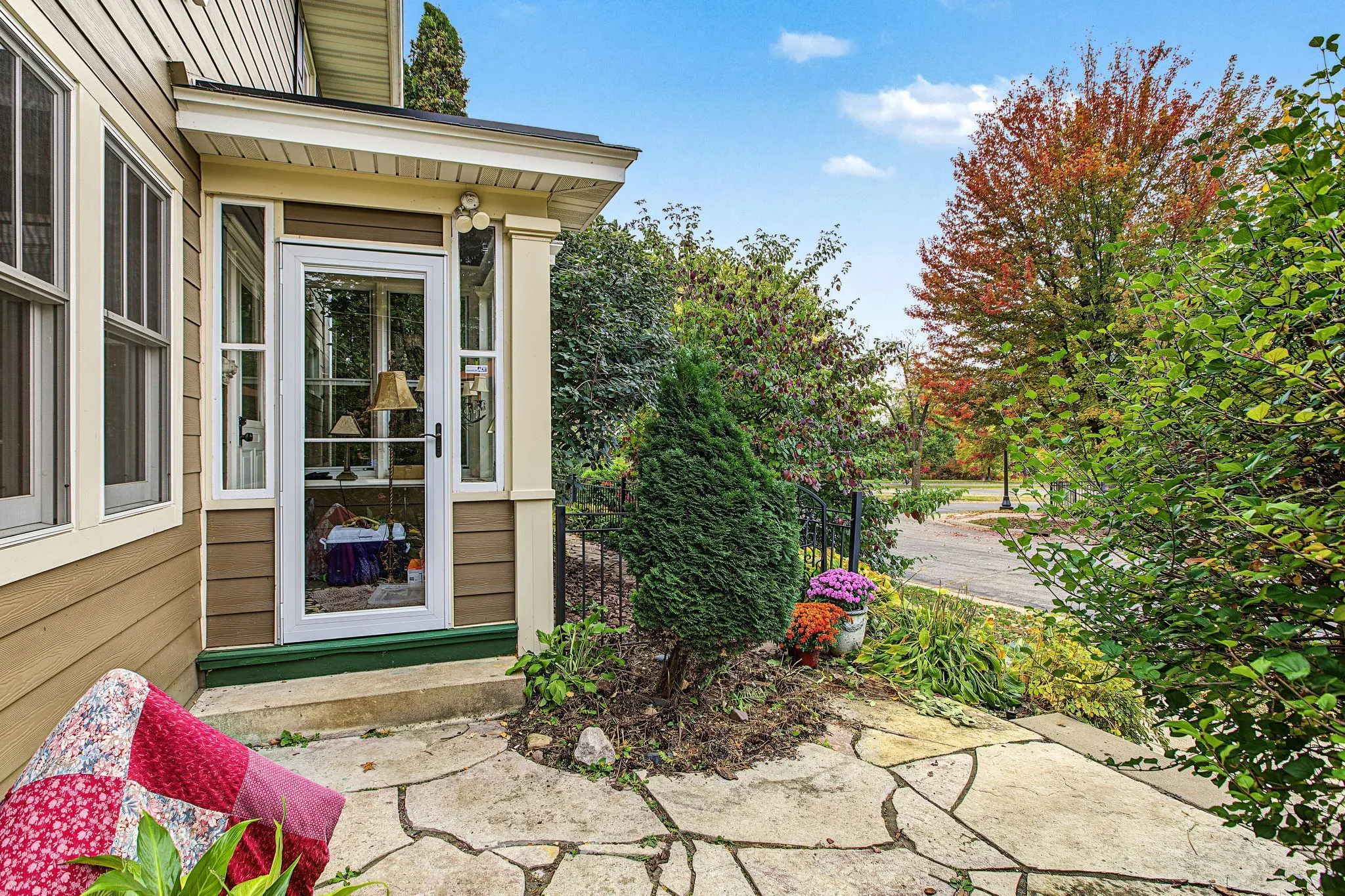 Photo 57 of 680 Chippewa Avenue