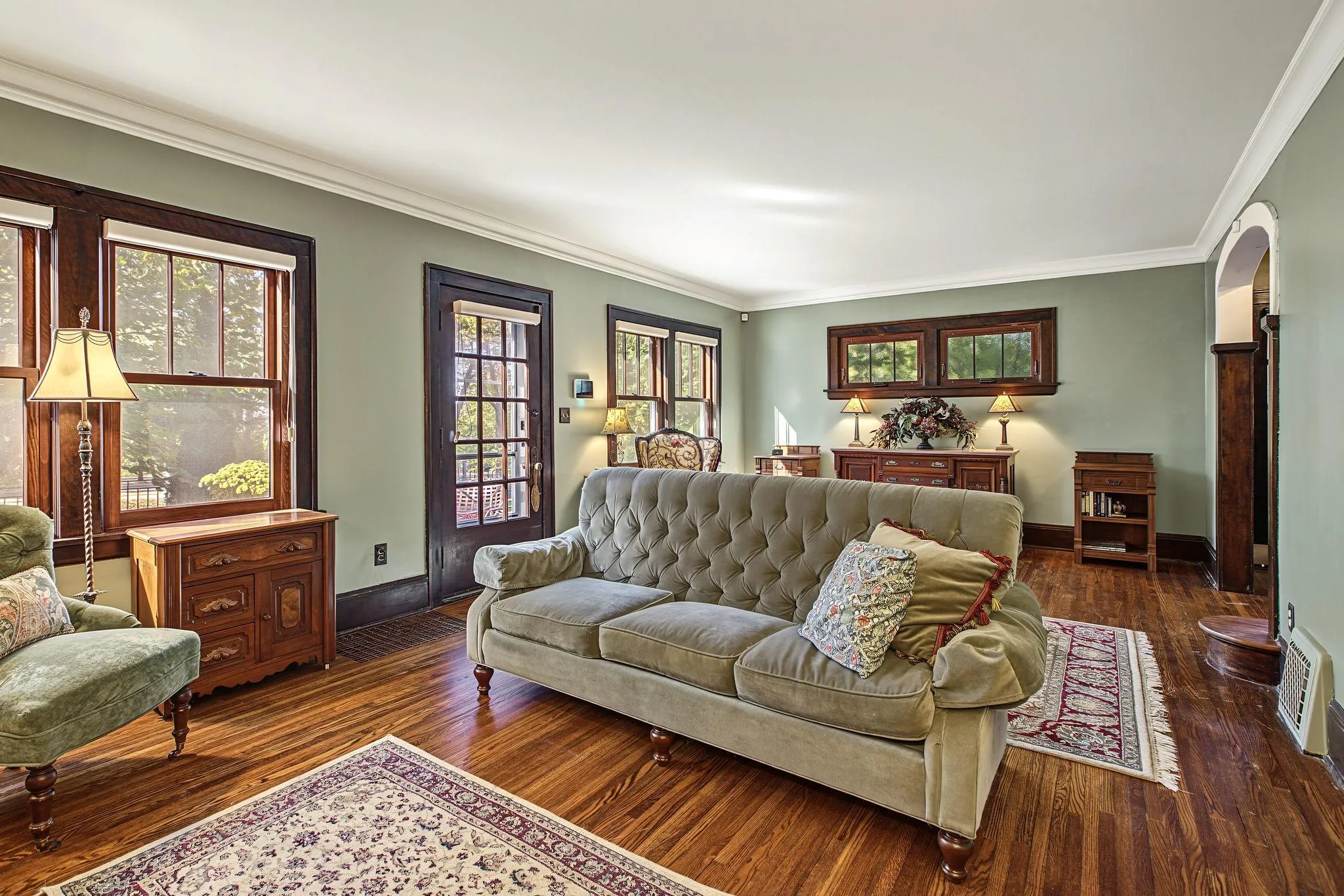 Photo 9 of 680 Chippewa Avenue