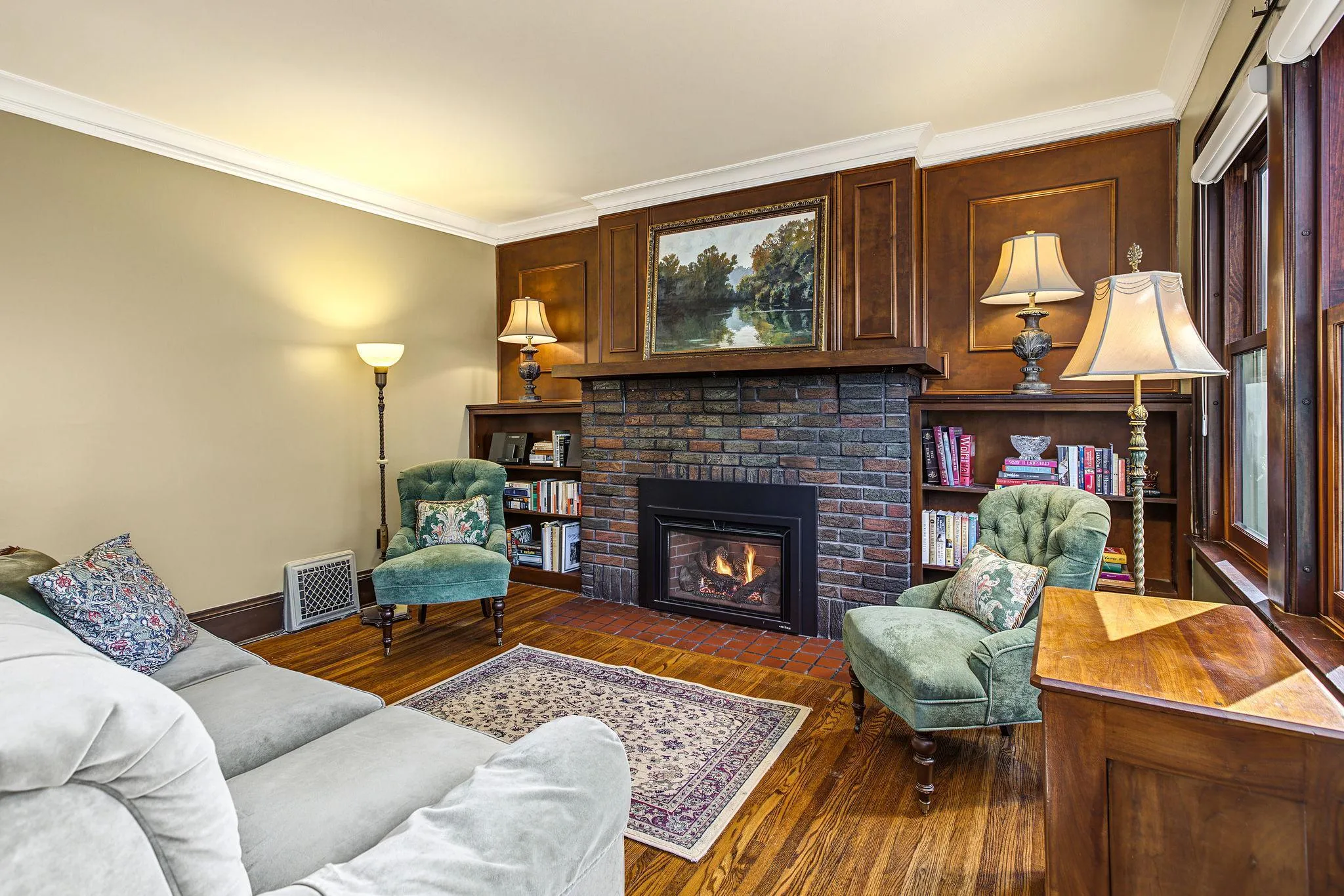 Photo 8 of 680 Chippewa Avenue