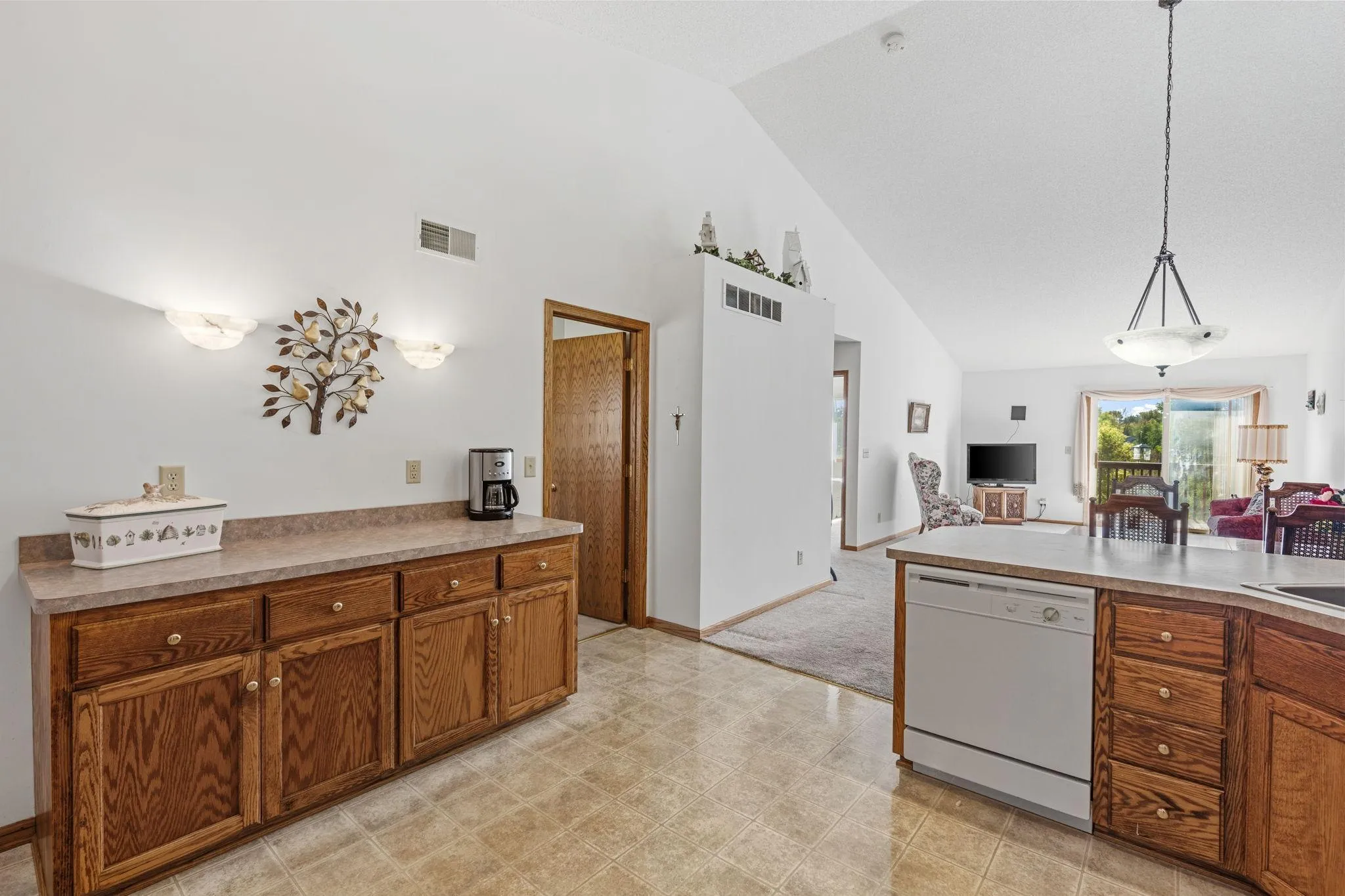 Photo 16 of 1649 Lakeridge Way