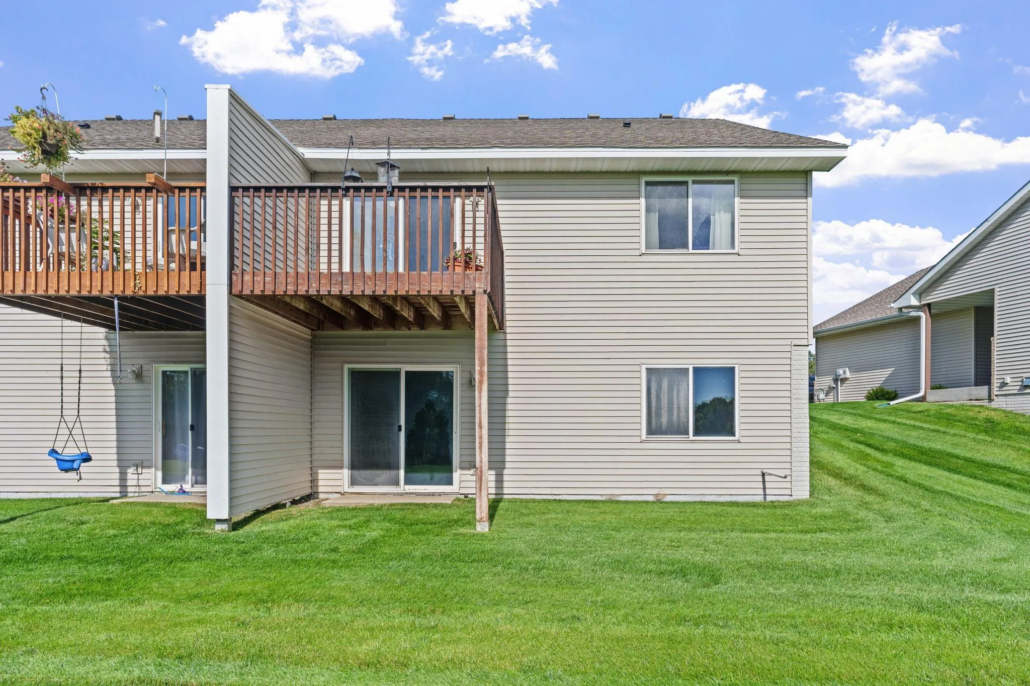 Photo 6 of 1649 Lakeridge Way