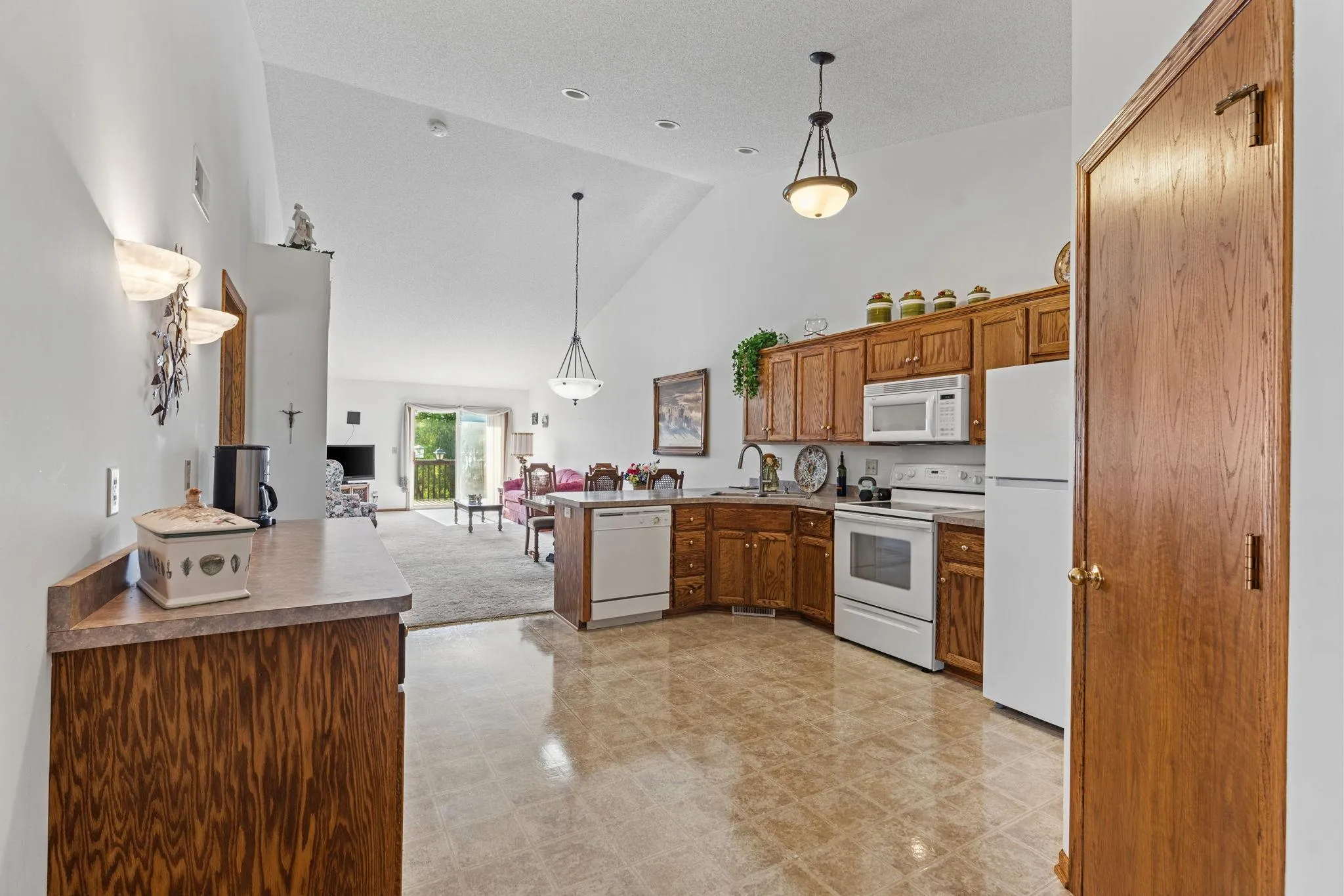 Photo 13 of 1649 Lakeridge Way