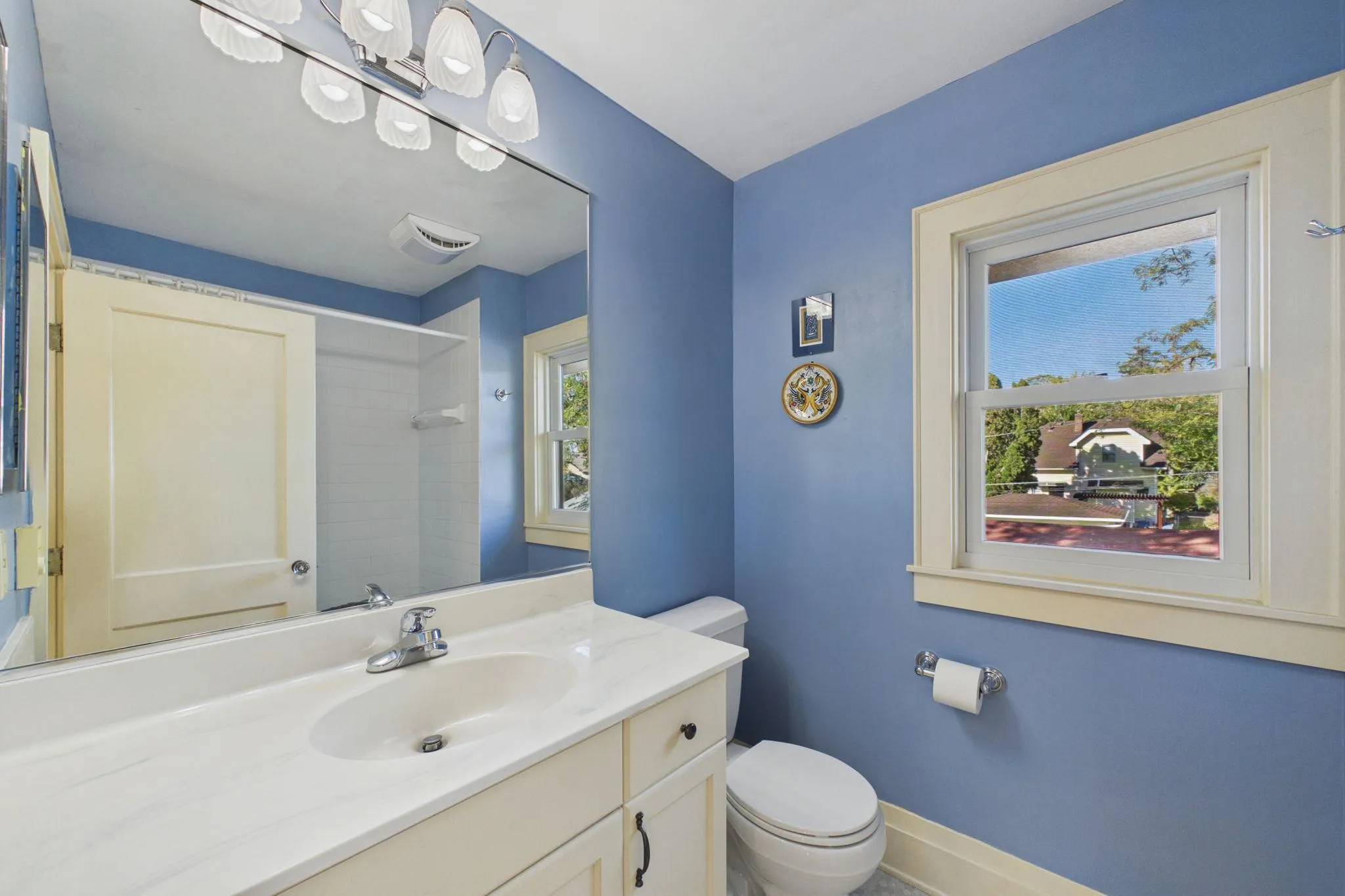 Photo 23 of 1663 Berkeley Avenue