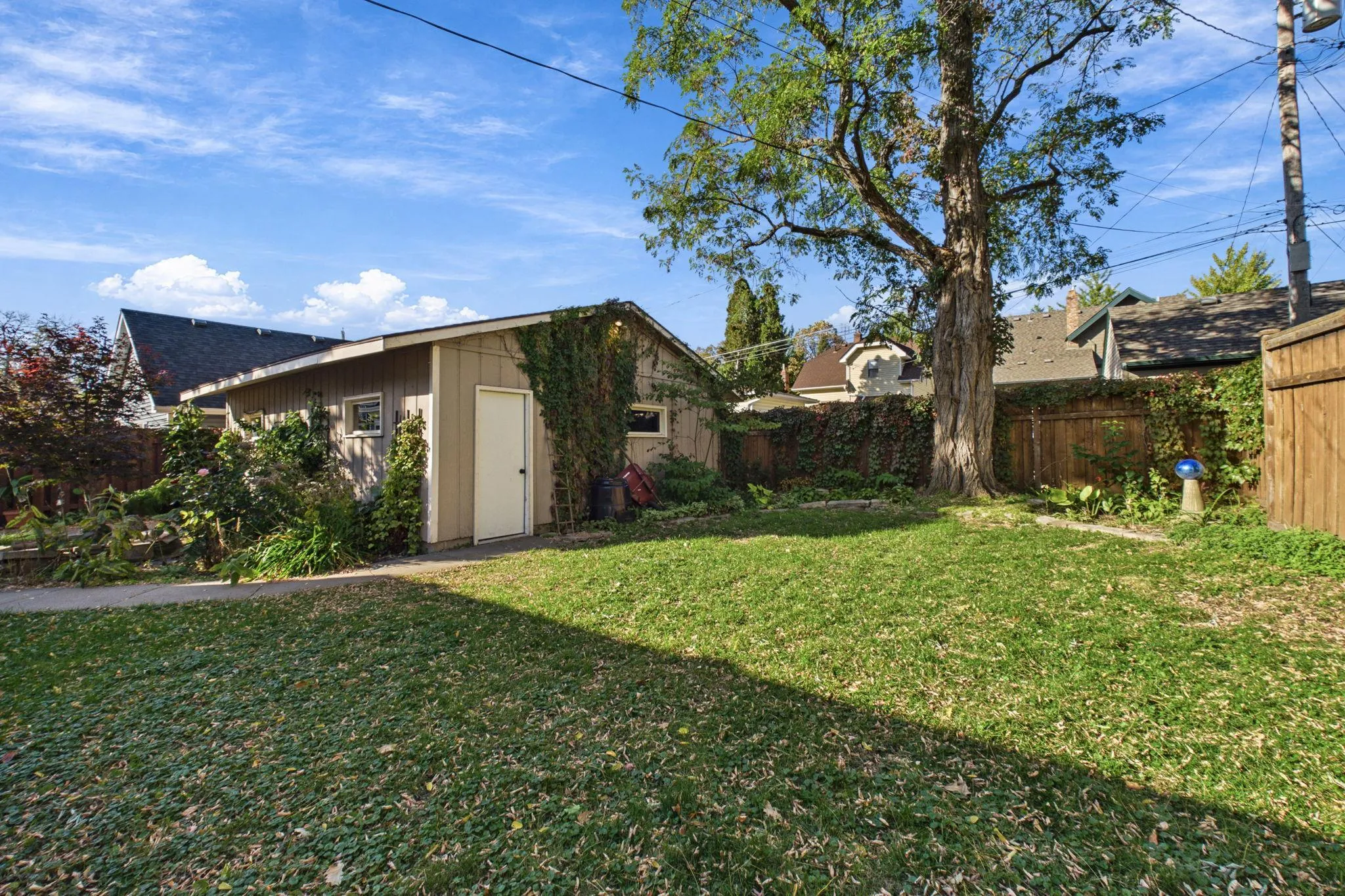 Photo 34 of 1663 Berkeley Avenue