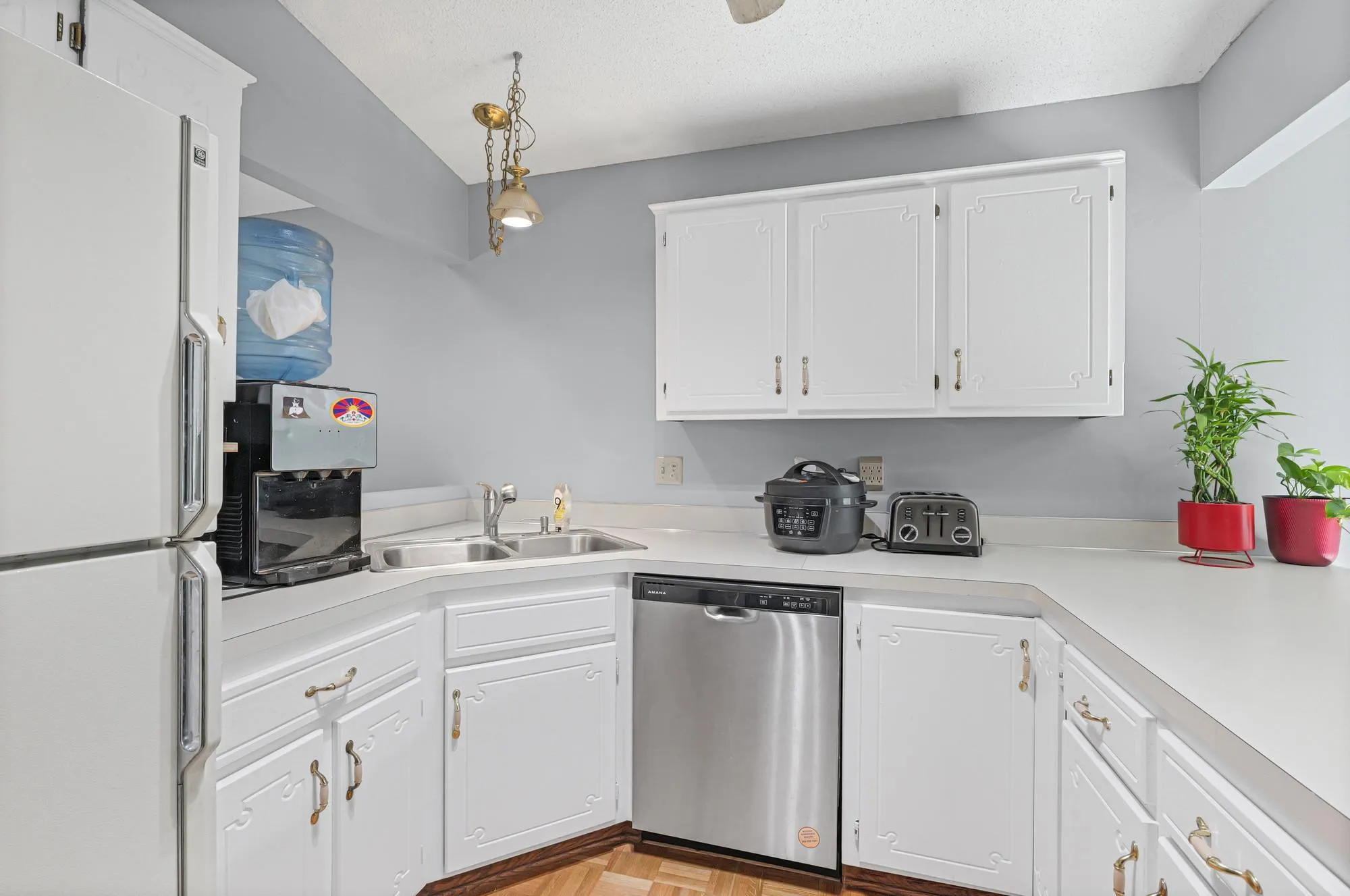Photo 10 of 5570 Fillmore Ne Street