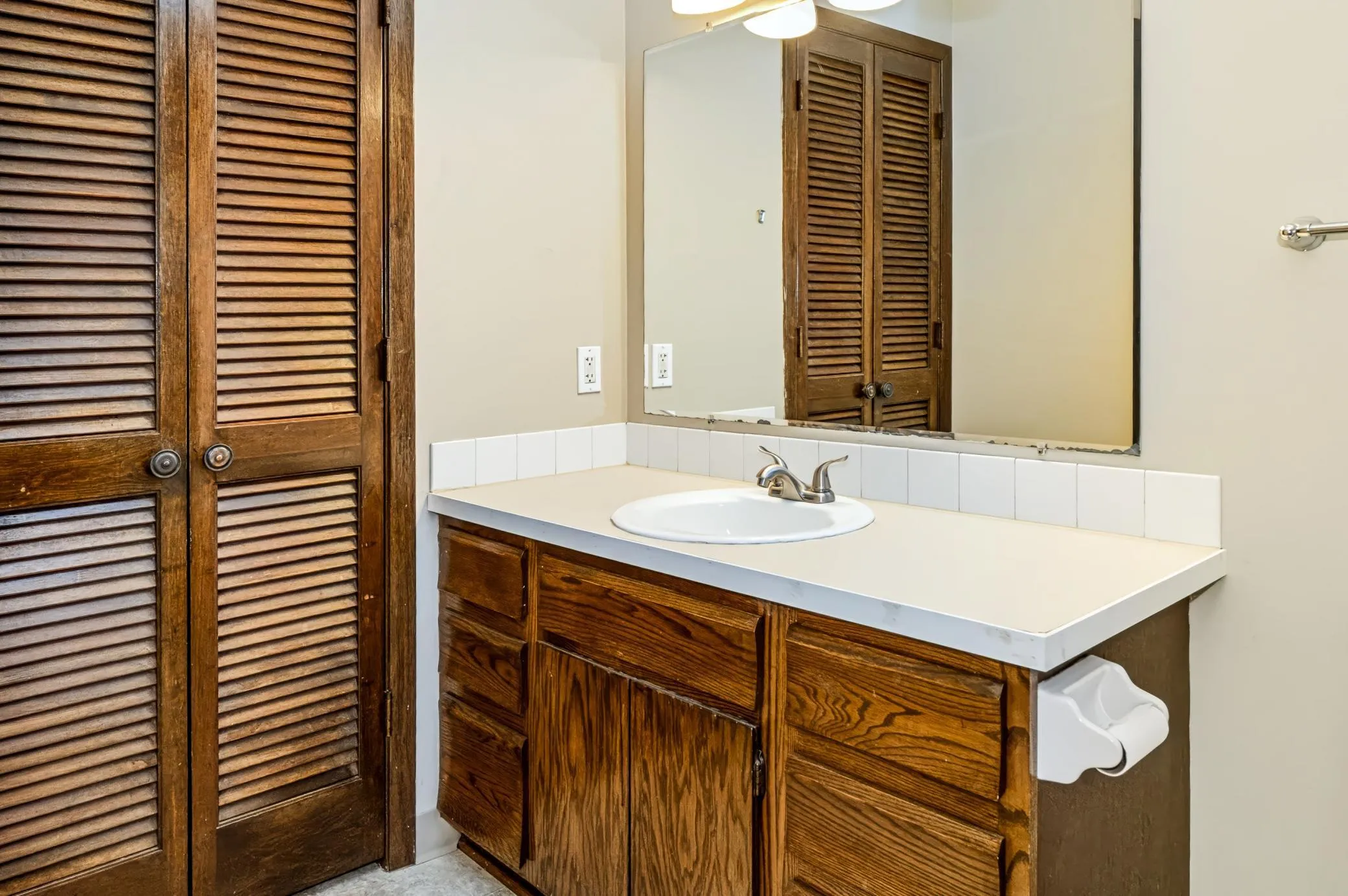 Photo 19 of 10394 Balsam Lane