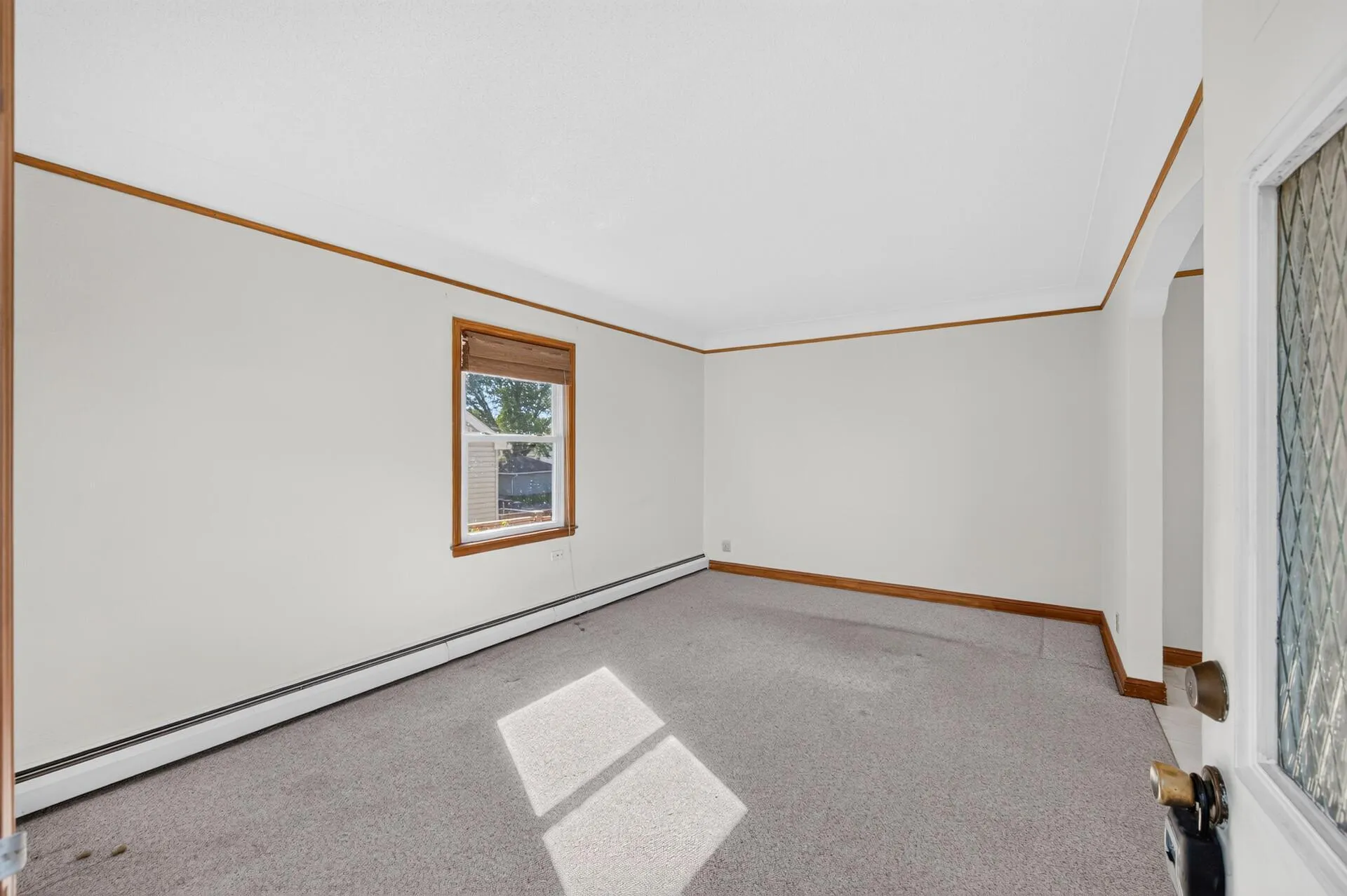 Photo 3 of 4858 6th Ne Street