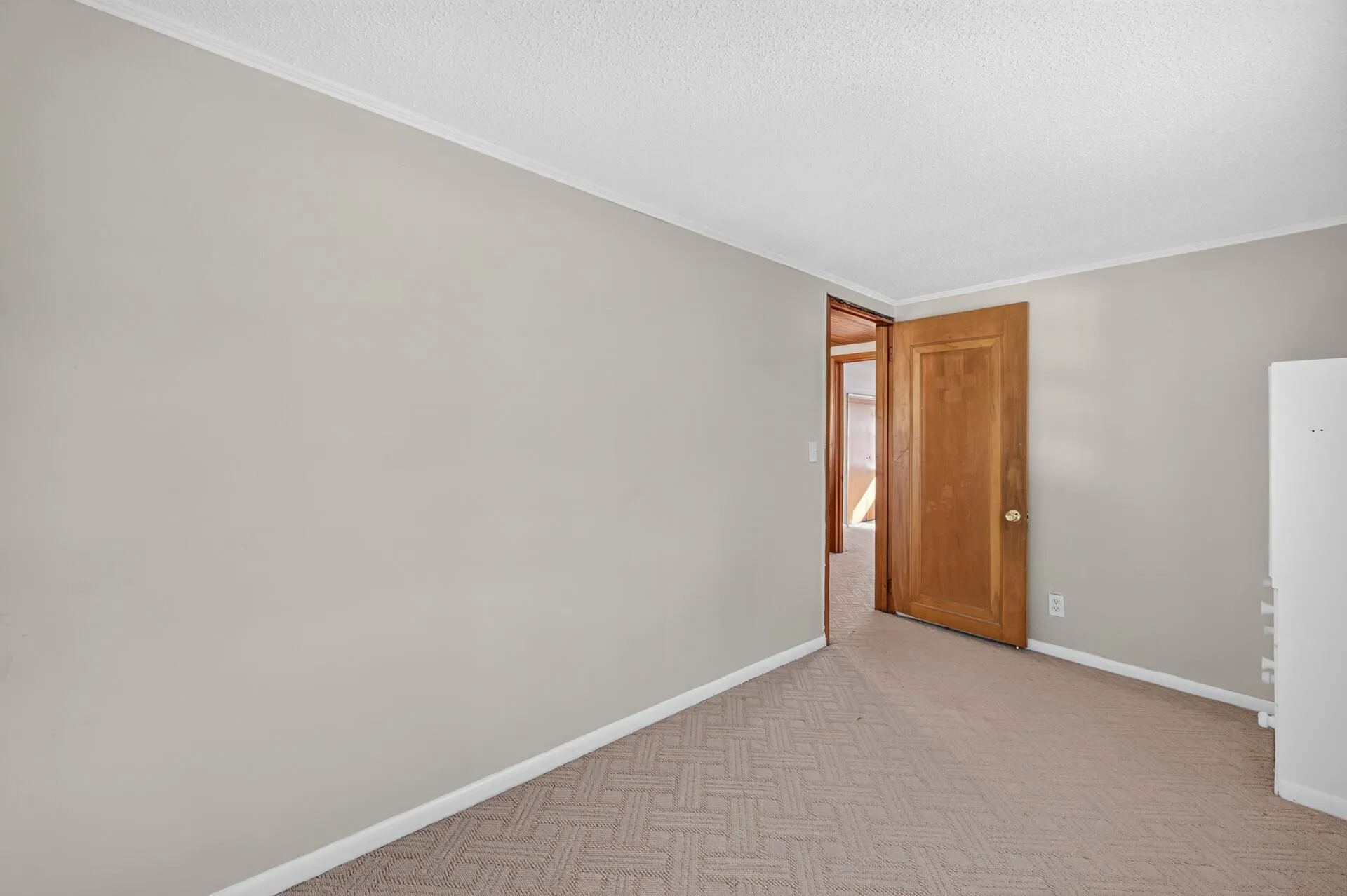 Photo 16 of 4858 6th Ne Street