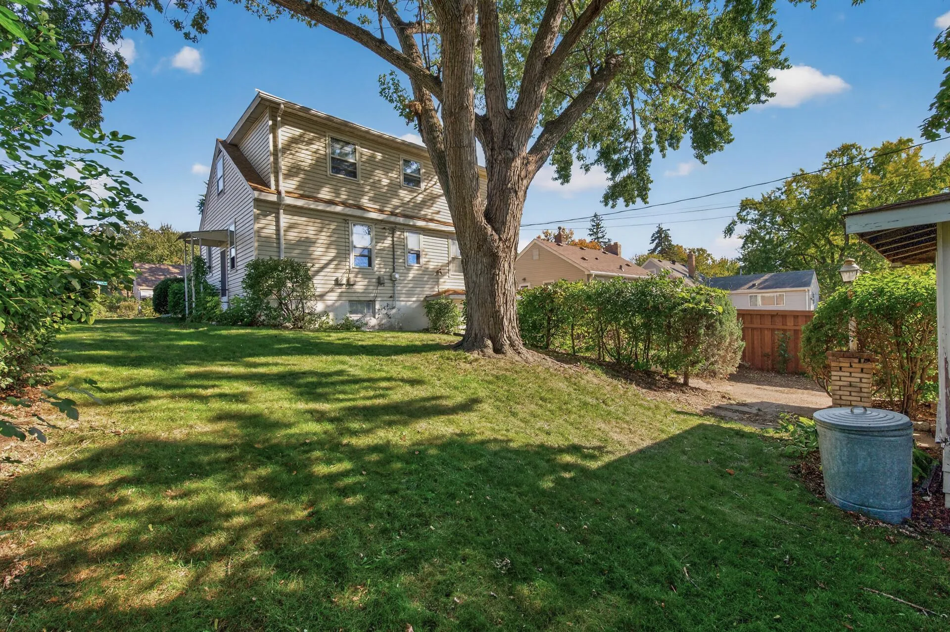 Photo 23 of 4858 6th Ne Street